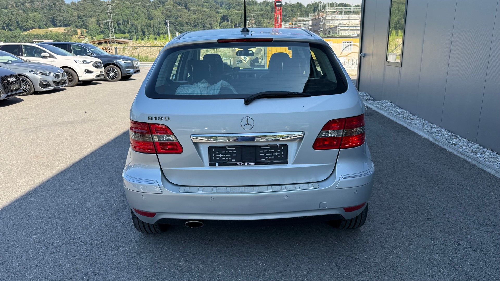 MERCEDES-BENZ B 180 Selection Autotronic-image-4