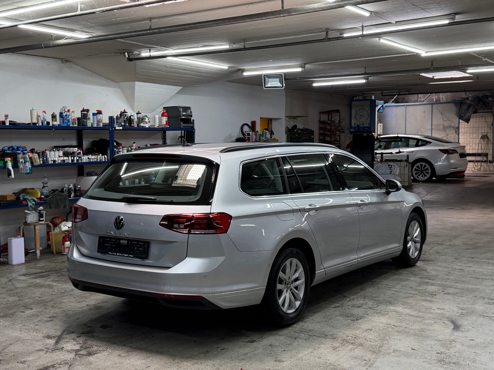 VW Passat 2.0 TDI BMT Business-image-4