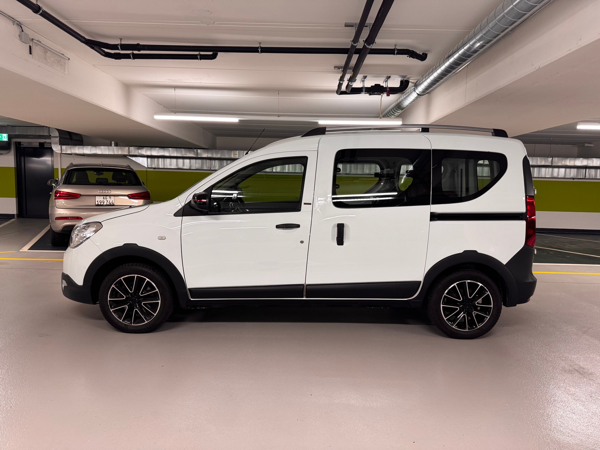 DACIA Dokker TCE 130 16V Stepway-image-7