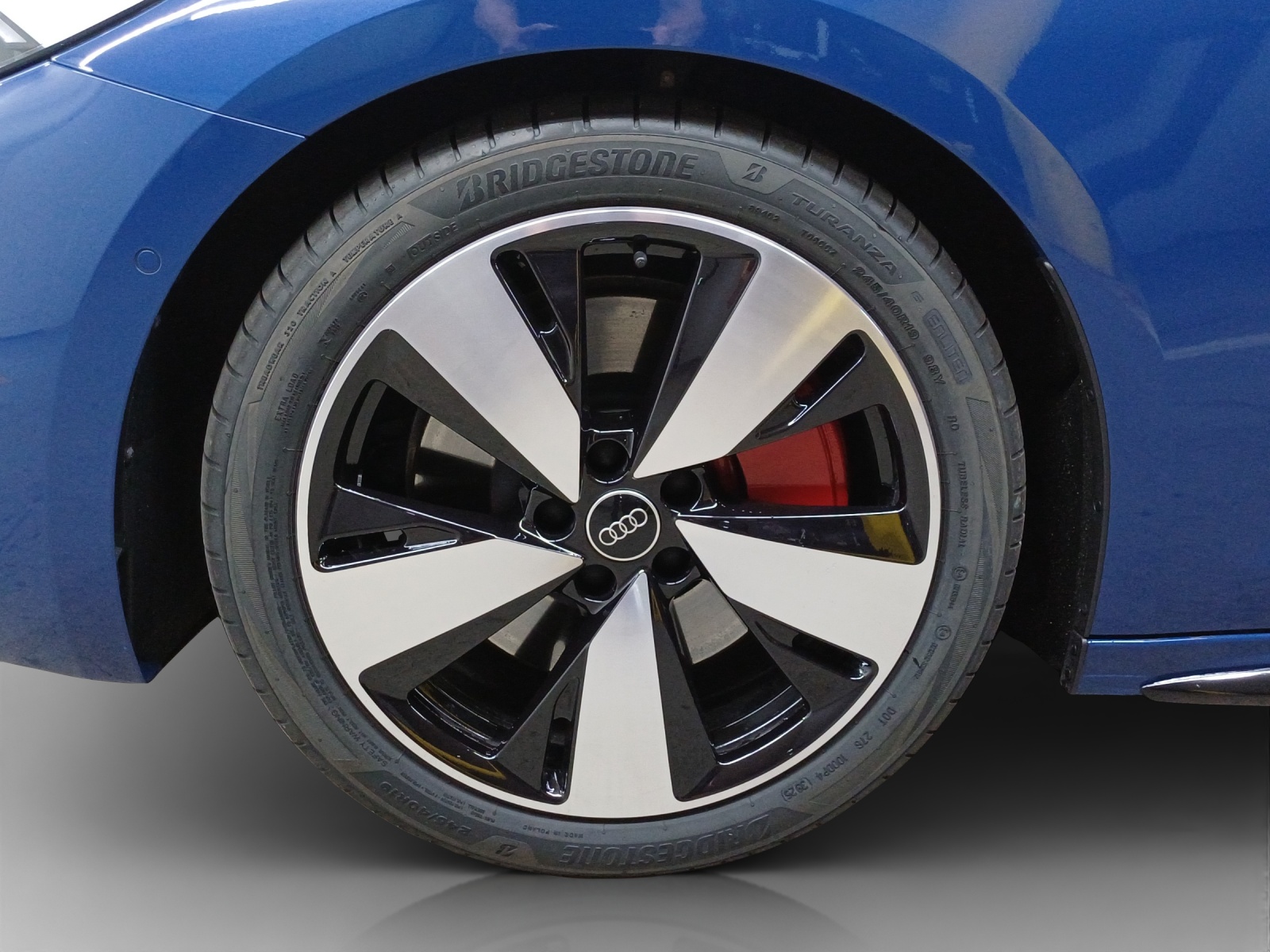AUDI A5 Limousine e-hybrid quattro 270 kW S tronic-image-15