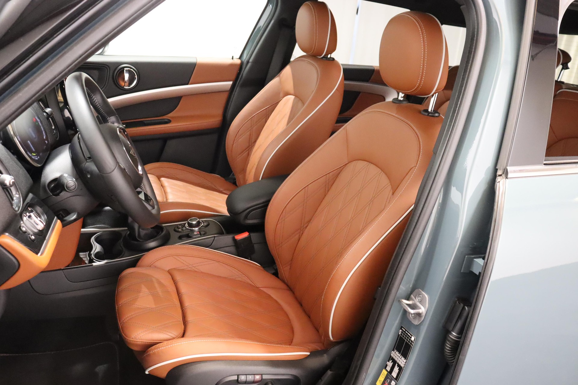 MINI Countryman F60 1.5i Cooper S E ALL4-image-7