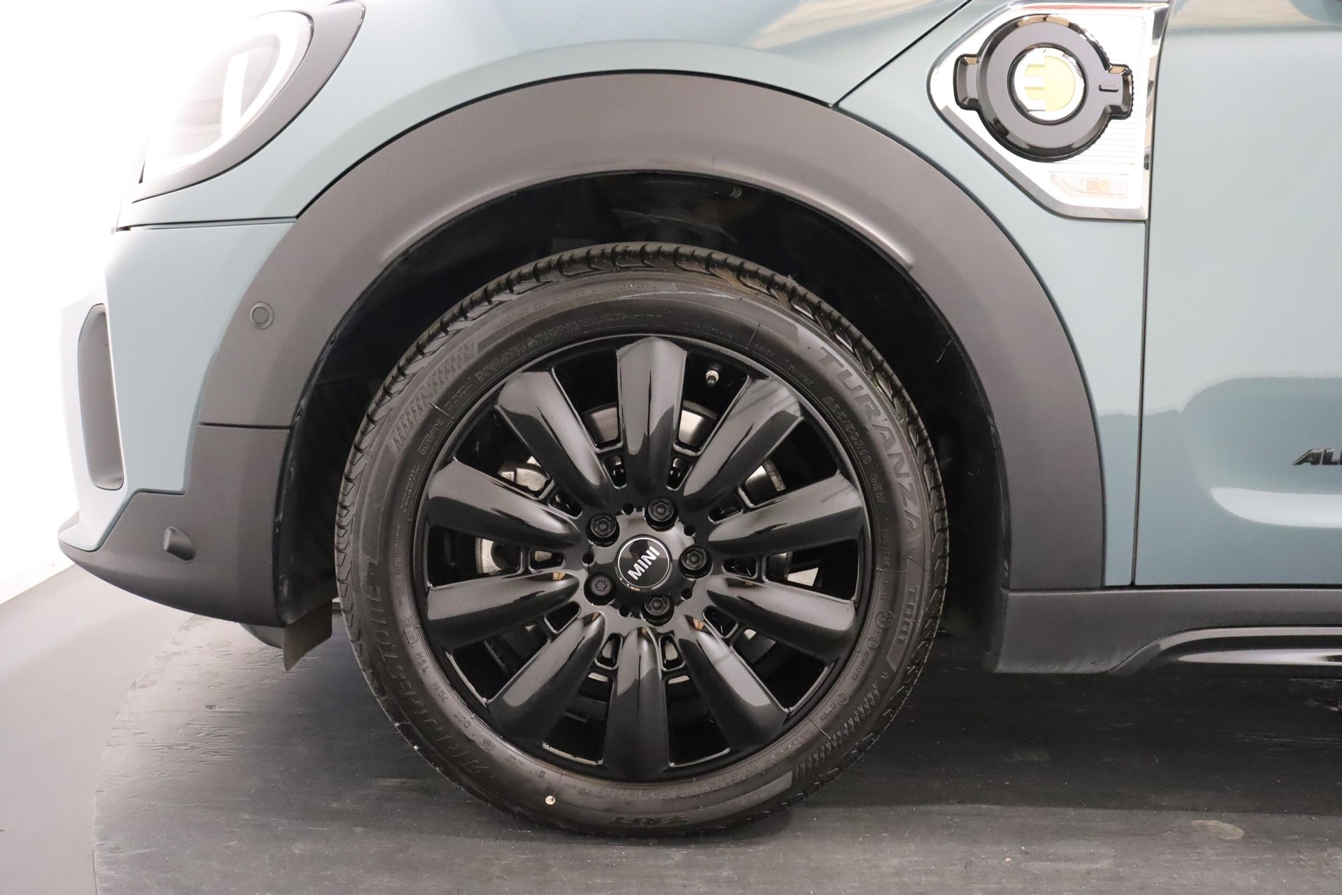 MINI Countryman F60 1.5i Cooper S E ALL4-image-6