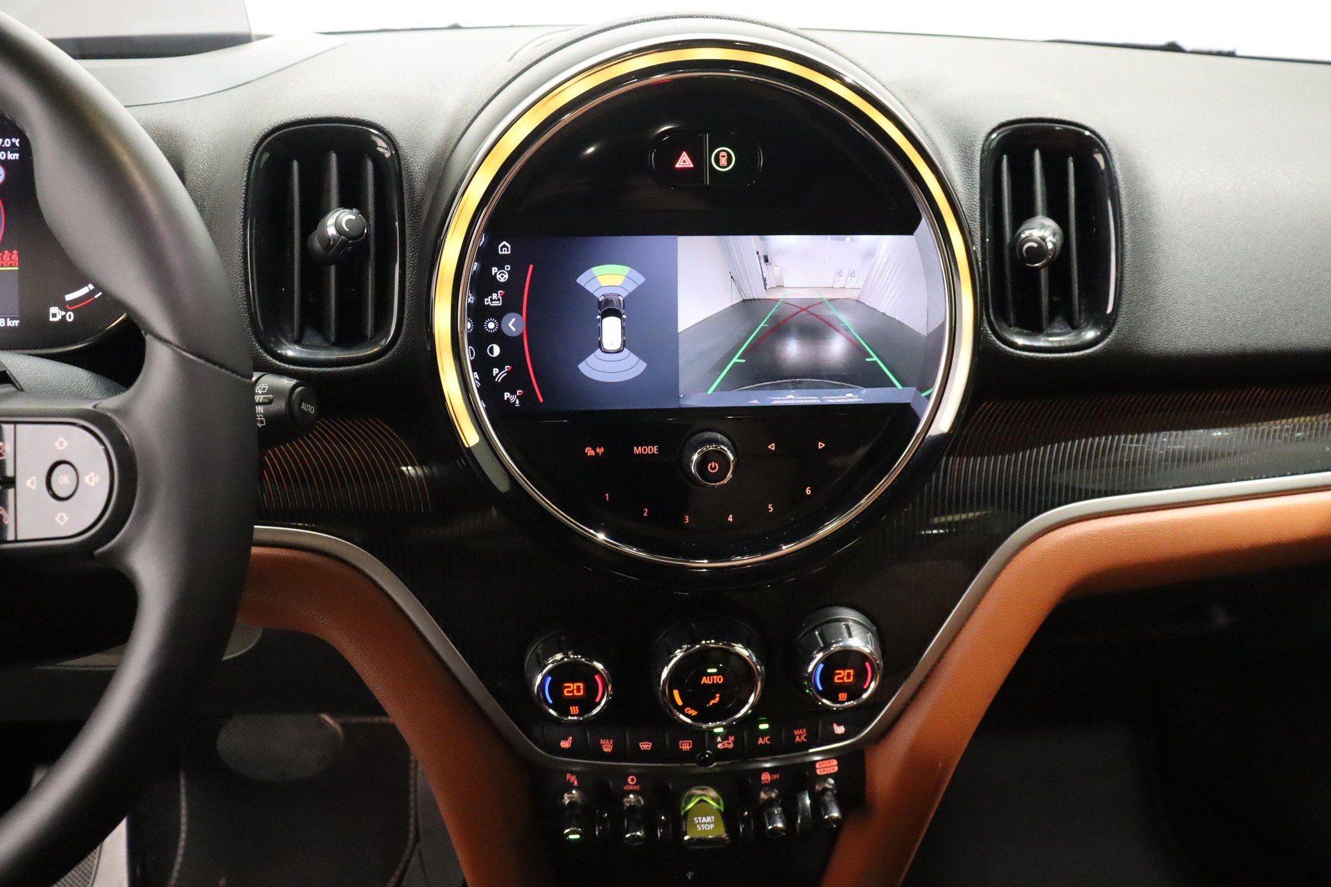 MINI Countryman F60 1.5i Cooper S E ALL4-image-16