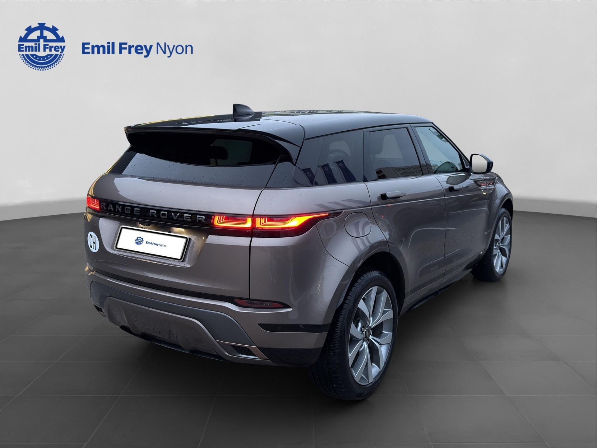 LAND ROVER Range Rover Evoque 2.0 T R-Dynamic S-image-5