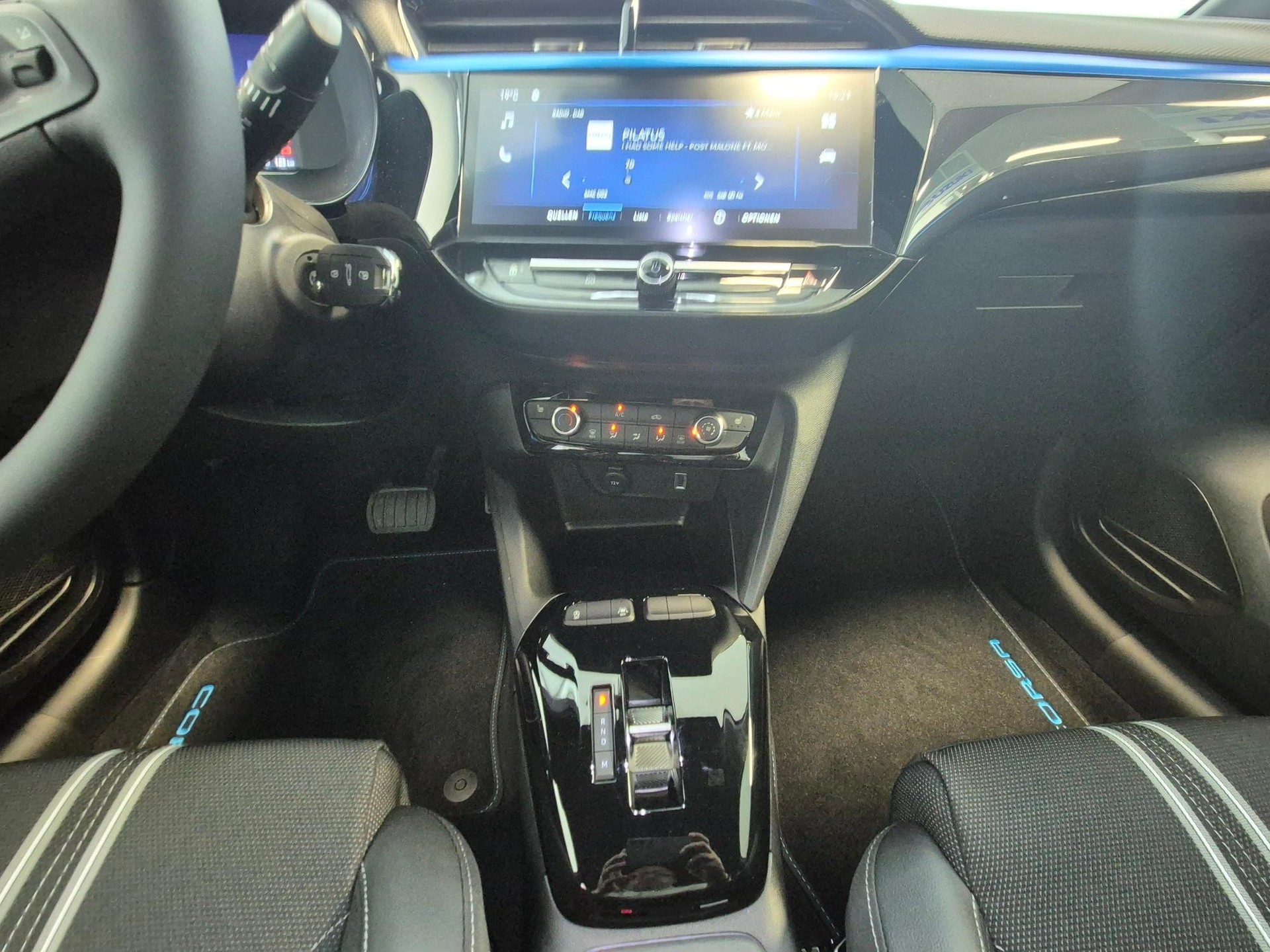 OPEL Corsa 1.2 T Hybrid Sporthilfe-image-9