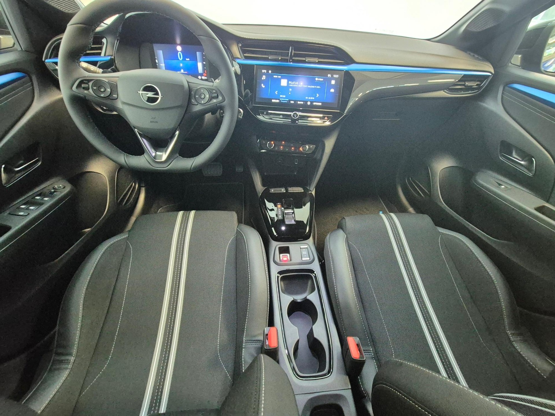 OPEL Corsa 1.2 T Hybrid Sporthilfe-image-6