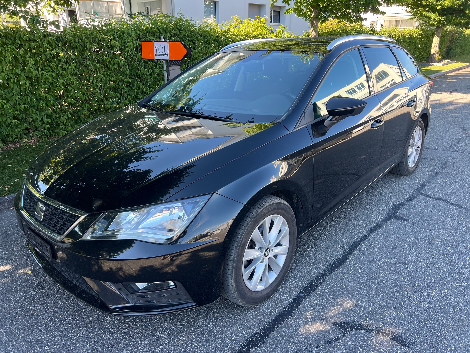 SEAT Leon ST 1.4 TGI Style-image-0