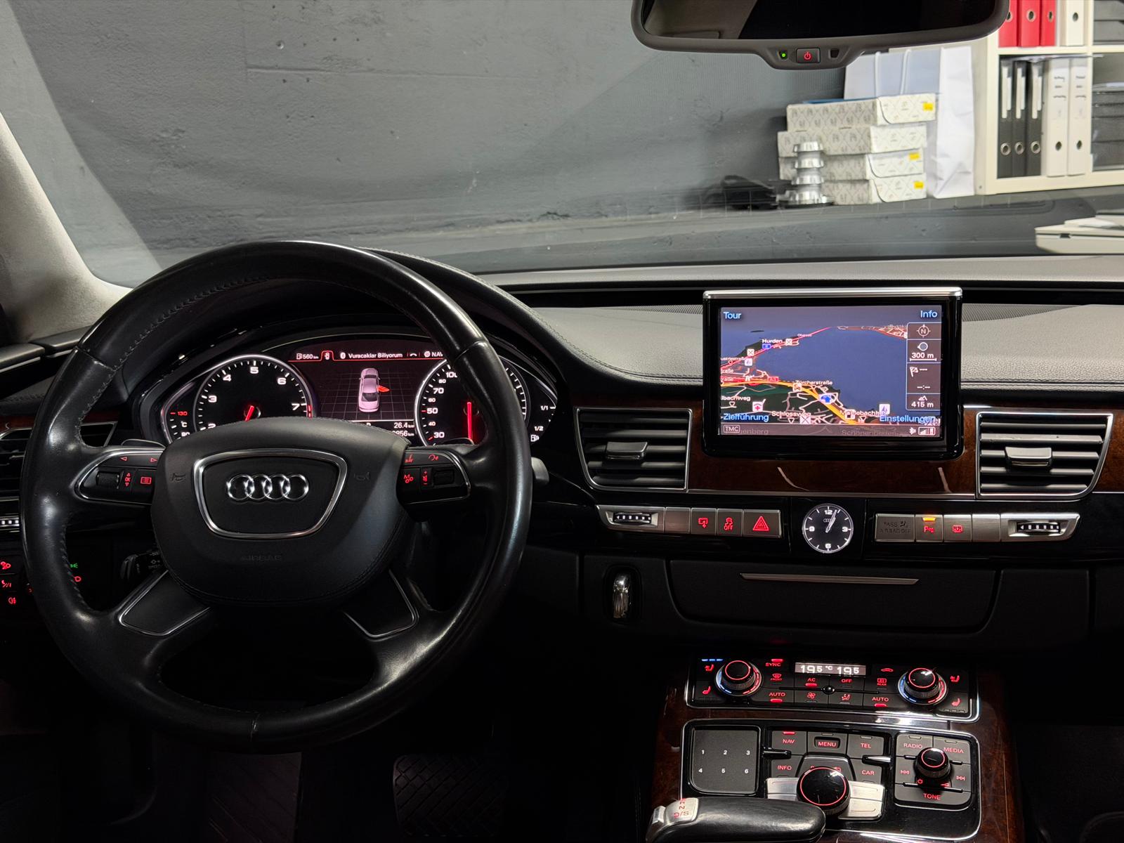 AUDI A8 4.2 FSI quattro Grey&Black Preformance tiptronic Frisch ab Service&Frisch ab MFK-image-9