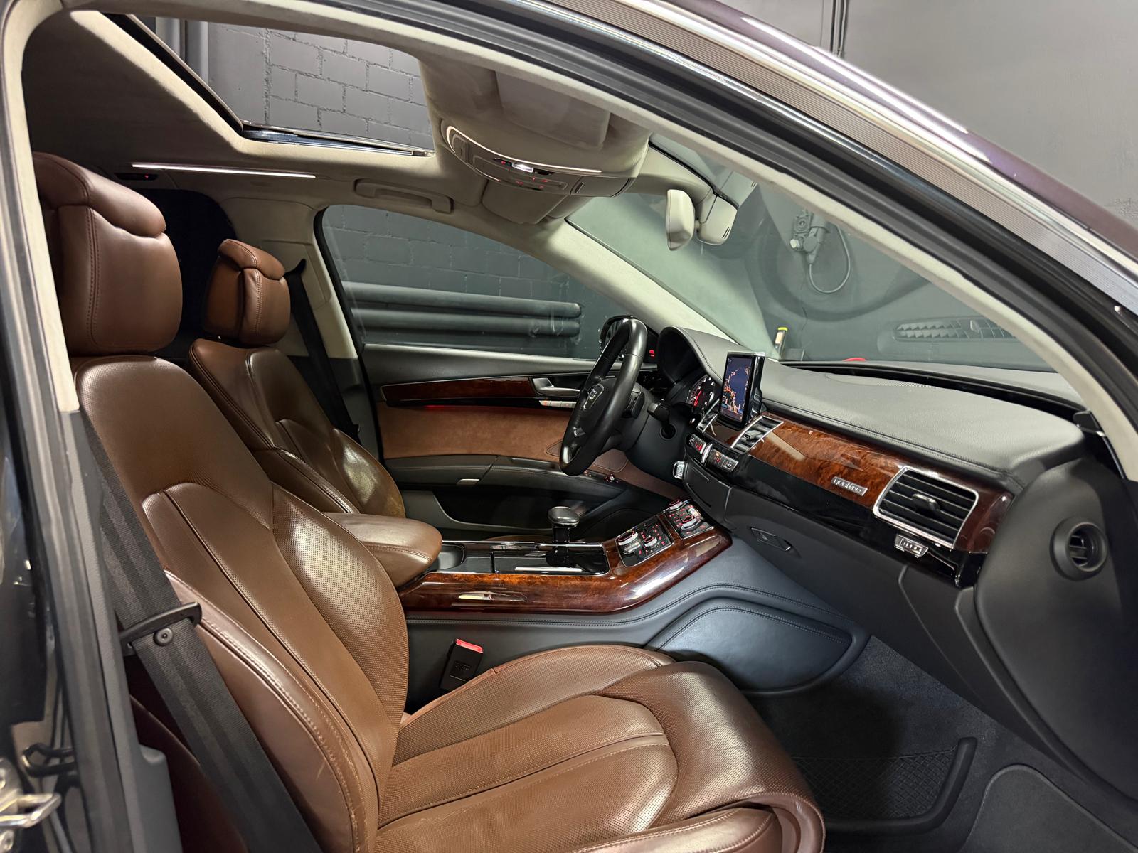AUDI A8 4.2 FSI quattro Grey&Black Preformance tiptronic Frisch ab Service&Frisch ab MFK-image-13