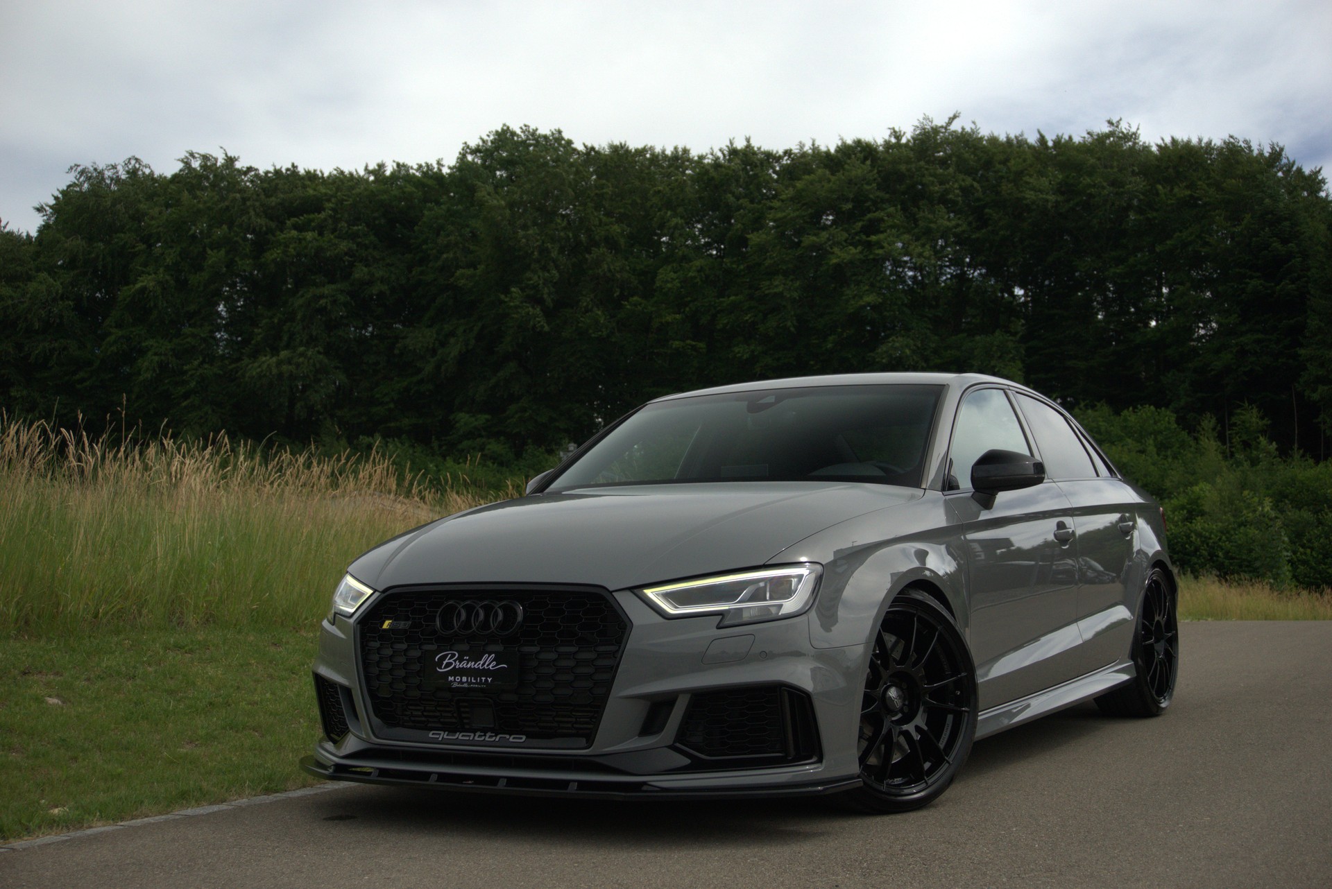 AUDI RS3 Limousine 2.5 TSI quattro S-tronic
