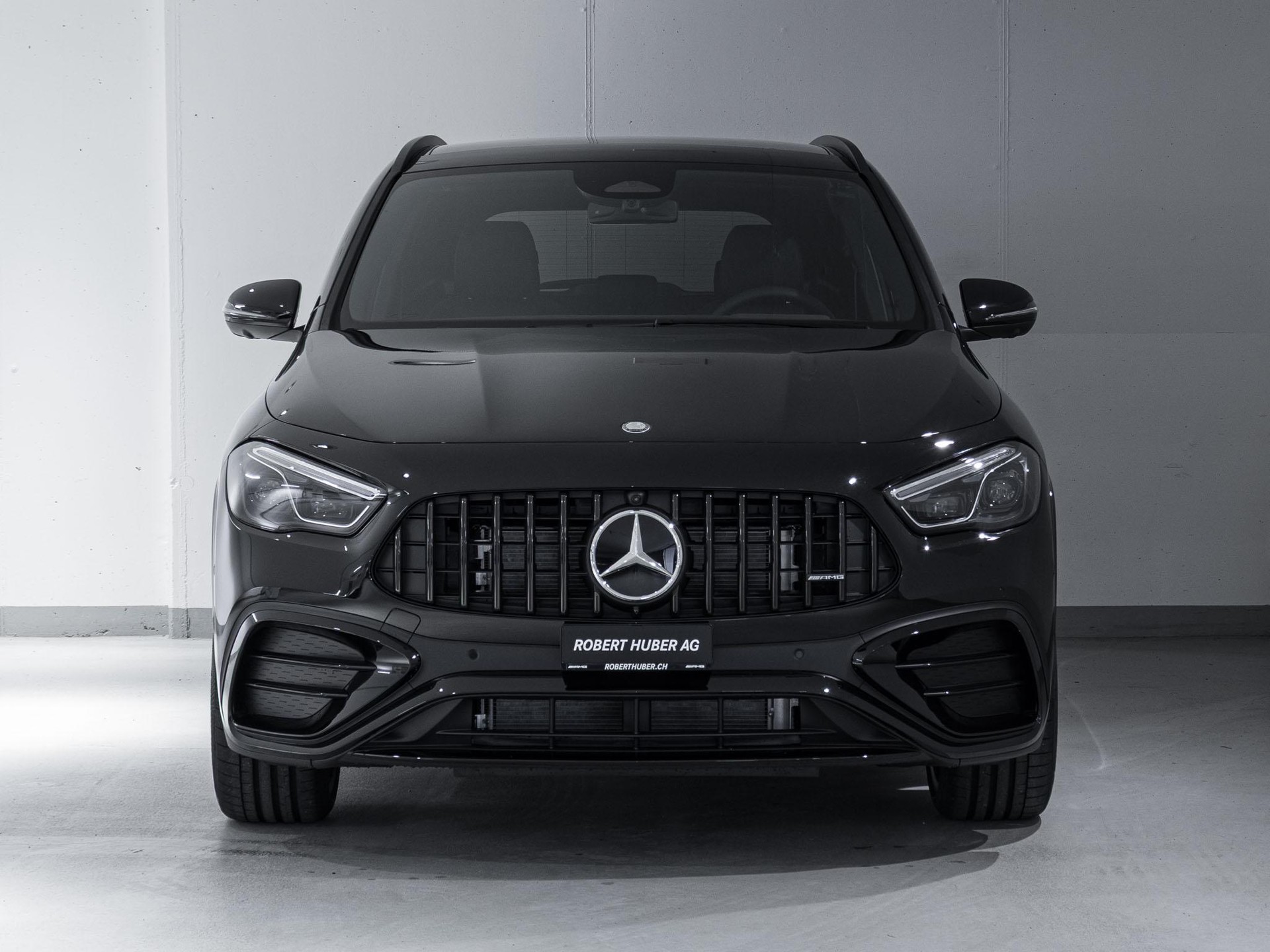 MERCEDES-BENZ GLA 35 AMG 4MATIC-image-2