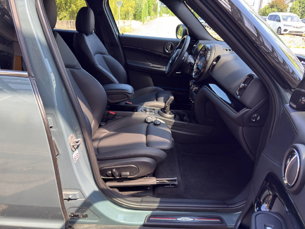 MINI Countryman F60 2.0i Cooper S SAG ALL4-image-17