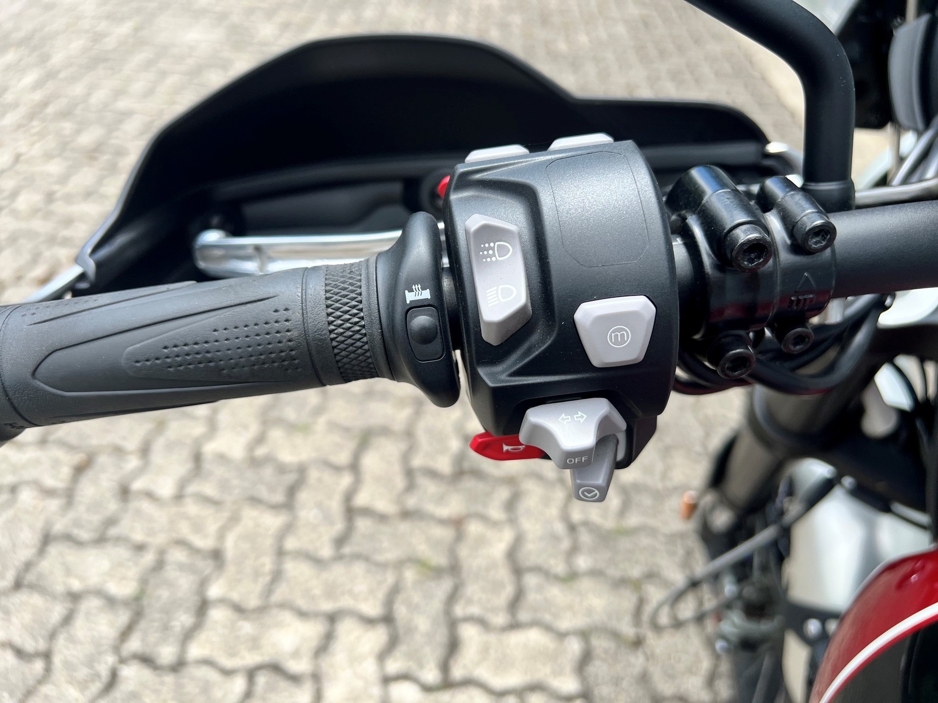TRIUMPH Scrambler 1200 XC-showroom-element-2