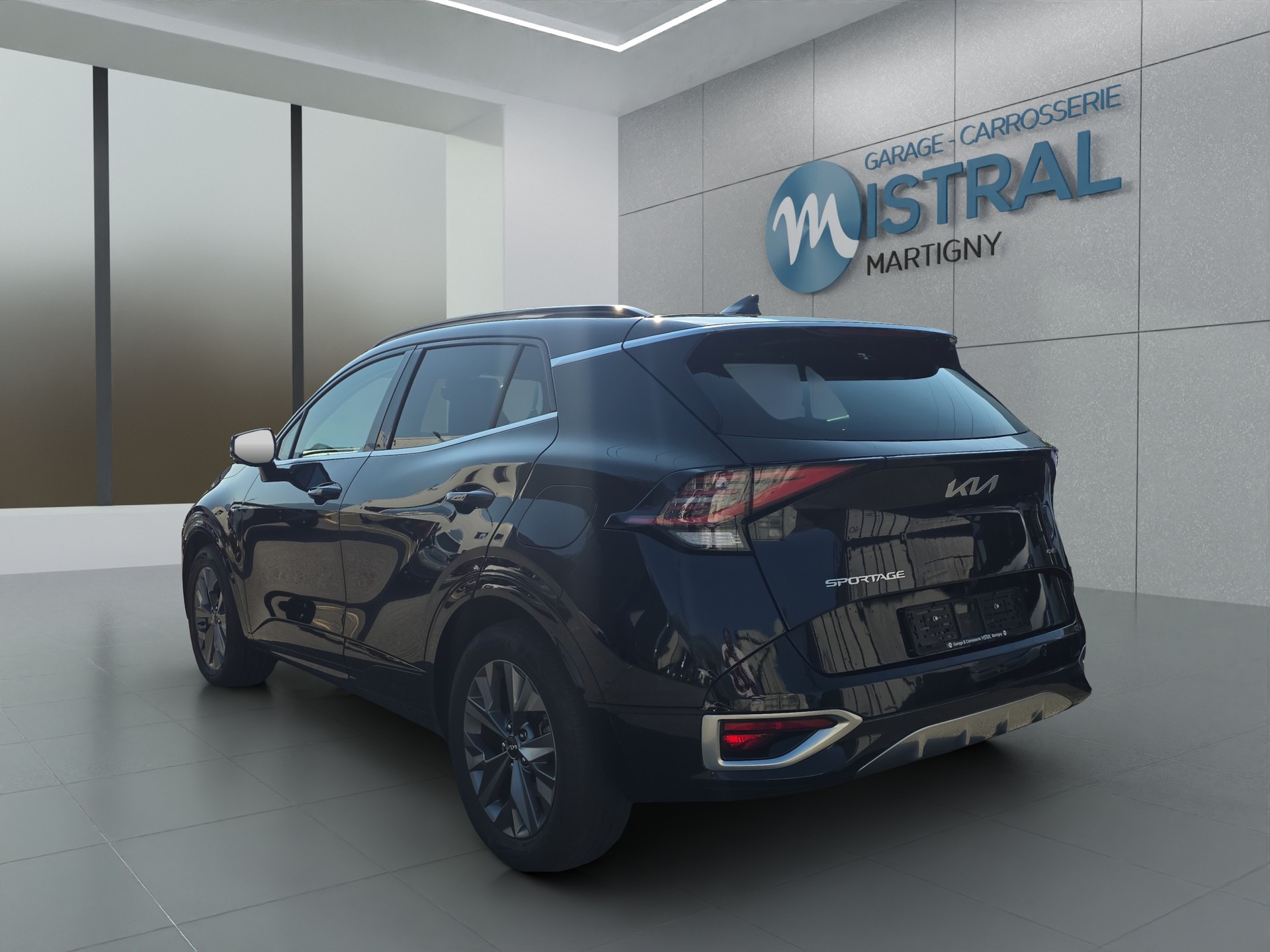 KIA Sportage 1.6 T-GDi Hybrid GT-Line-image-2