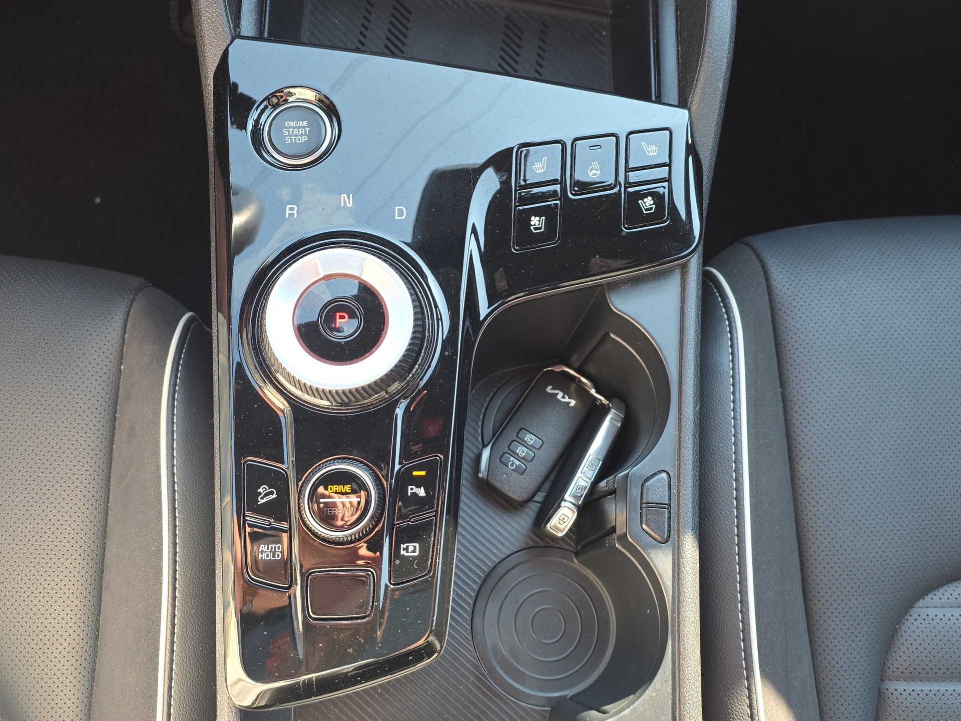 KIA Sportage 1.6 T-GDi Hybrid GT-Line-image-12