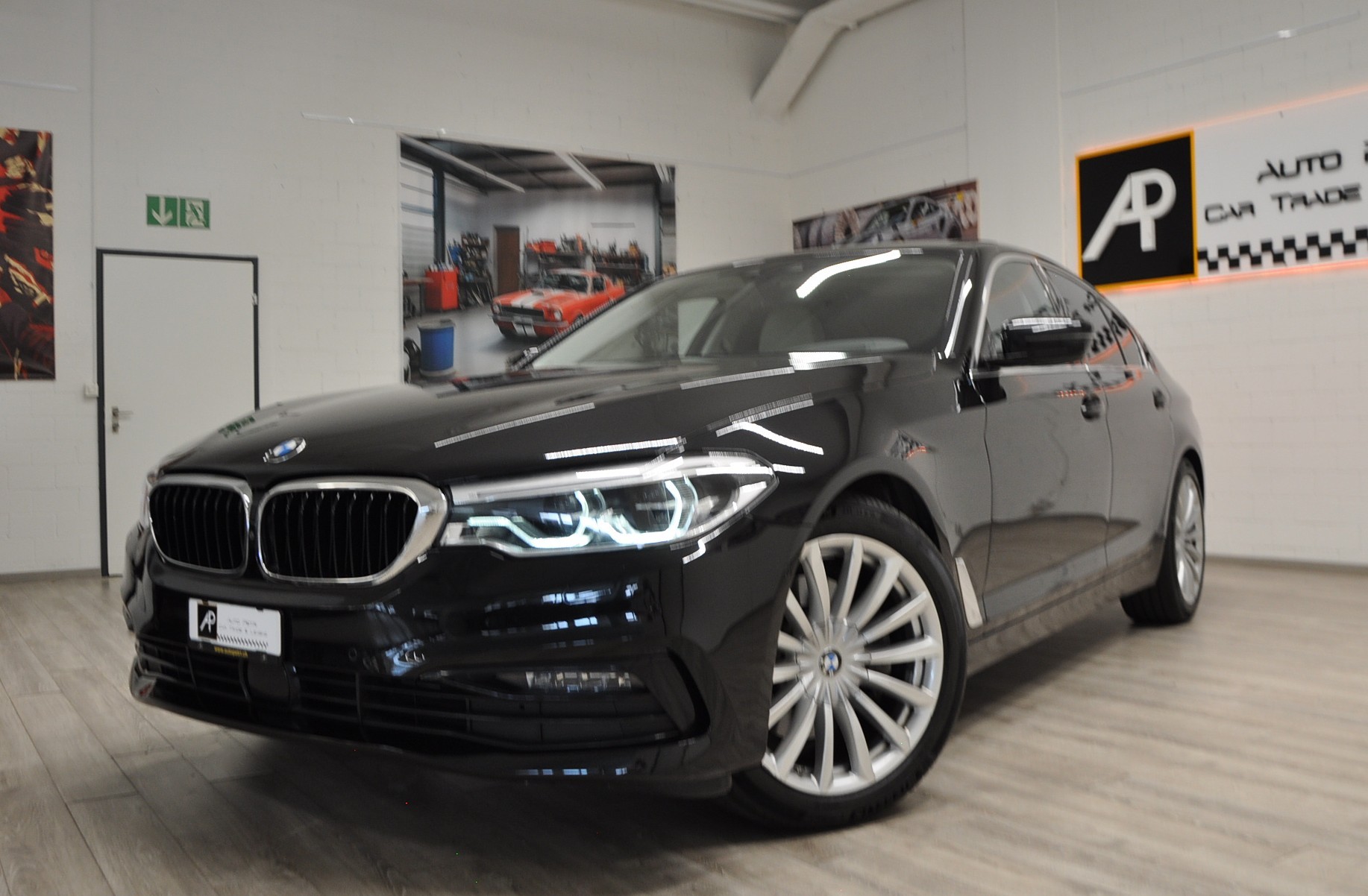 BMW 530d xDrive Sport Line Steptronic-image-1