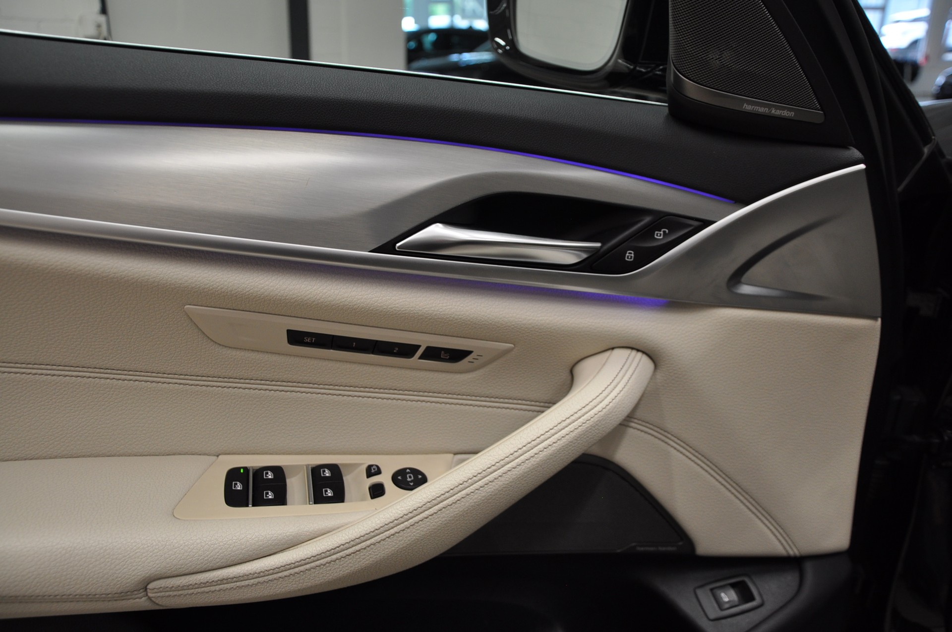 BMW 530d xDrive Sport Line Steptronic-image-26
