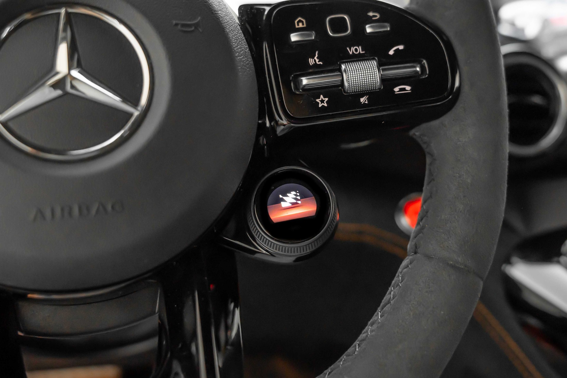 MERCEDES-BENZ AMG GT-image-22