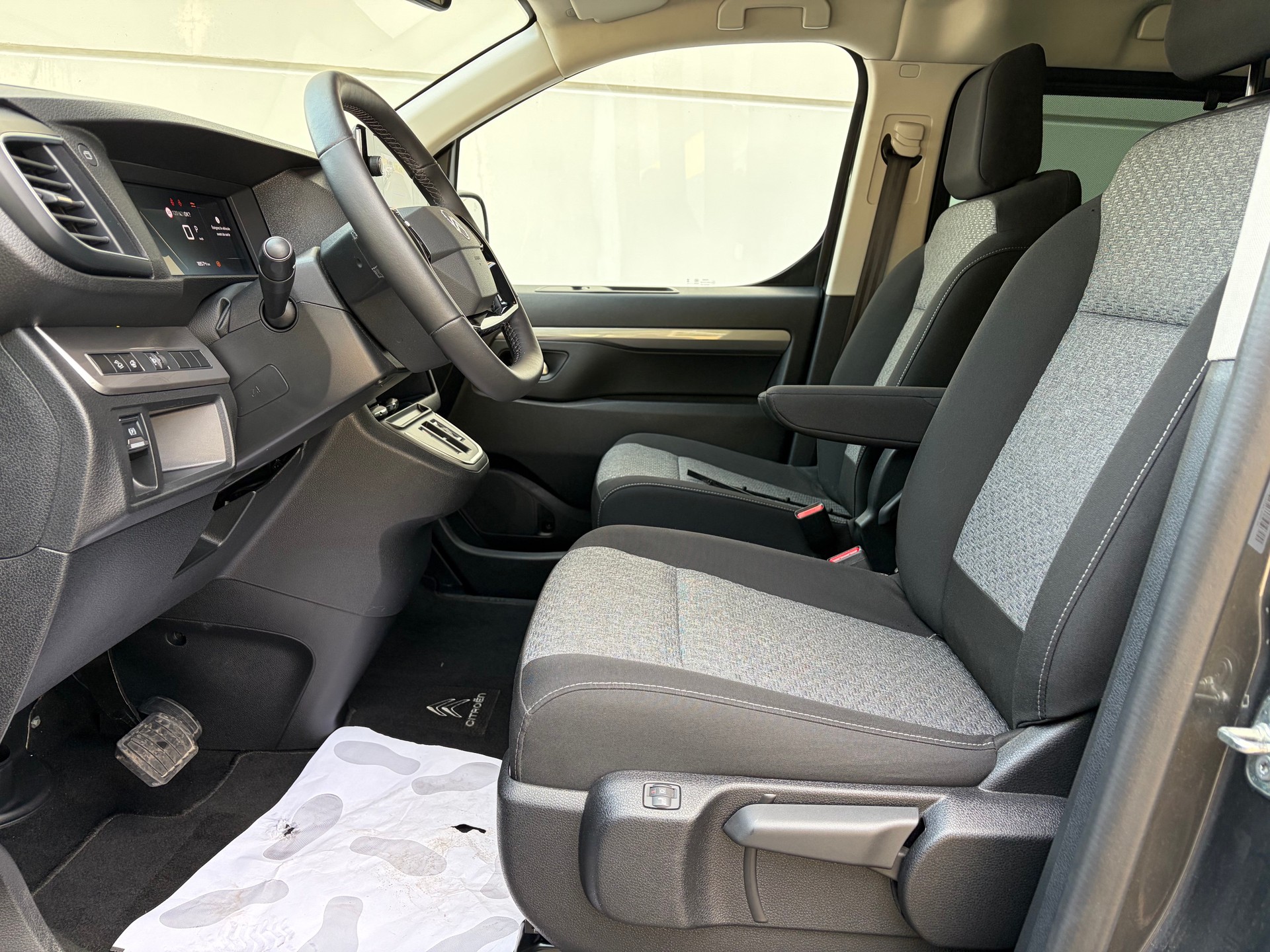 CITROEN Spacetourer M 2.0 BlueHDi 180 You S/S-image-8