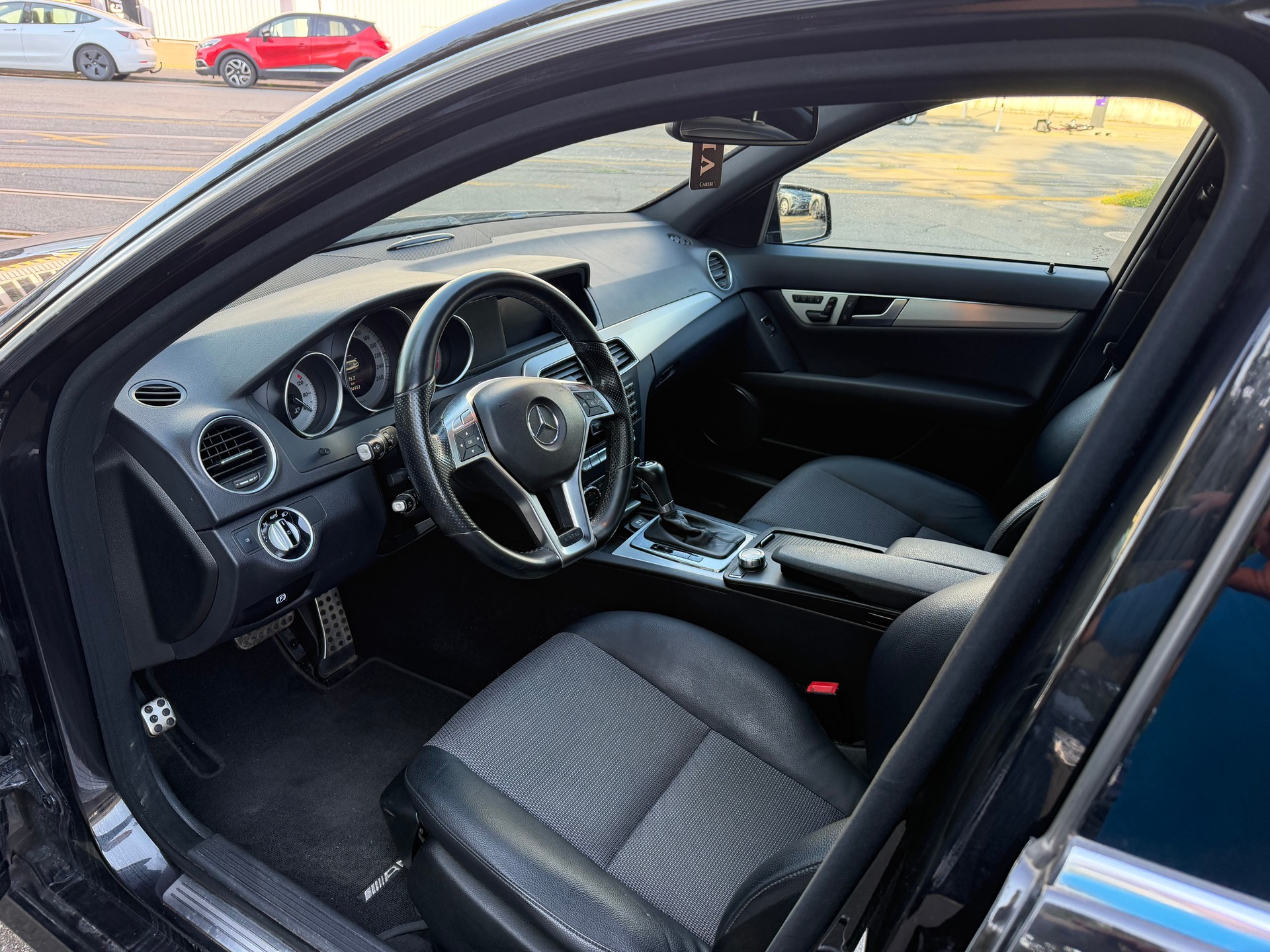 MERCEDES-BENZ C 250 CDI Edition 4Matic 7G-Tronic Amg-image-11