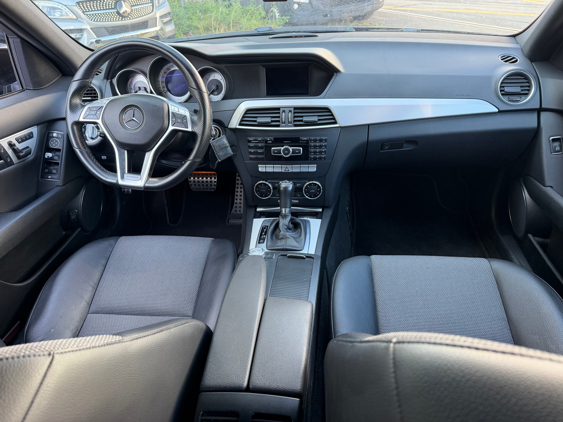 MERCEDES-BENZ C 250 CDI Edition 4Matic 7G-Tronic Amg-image-8