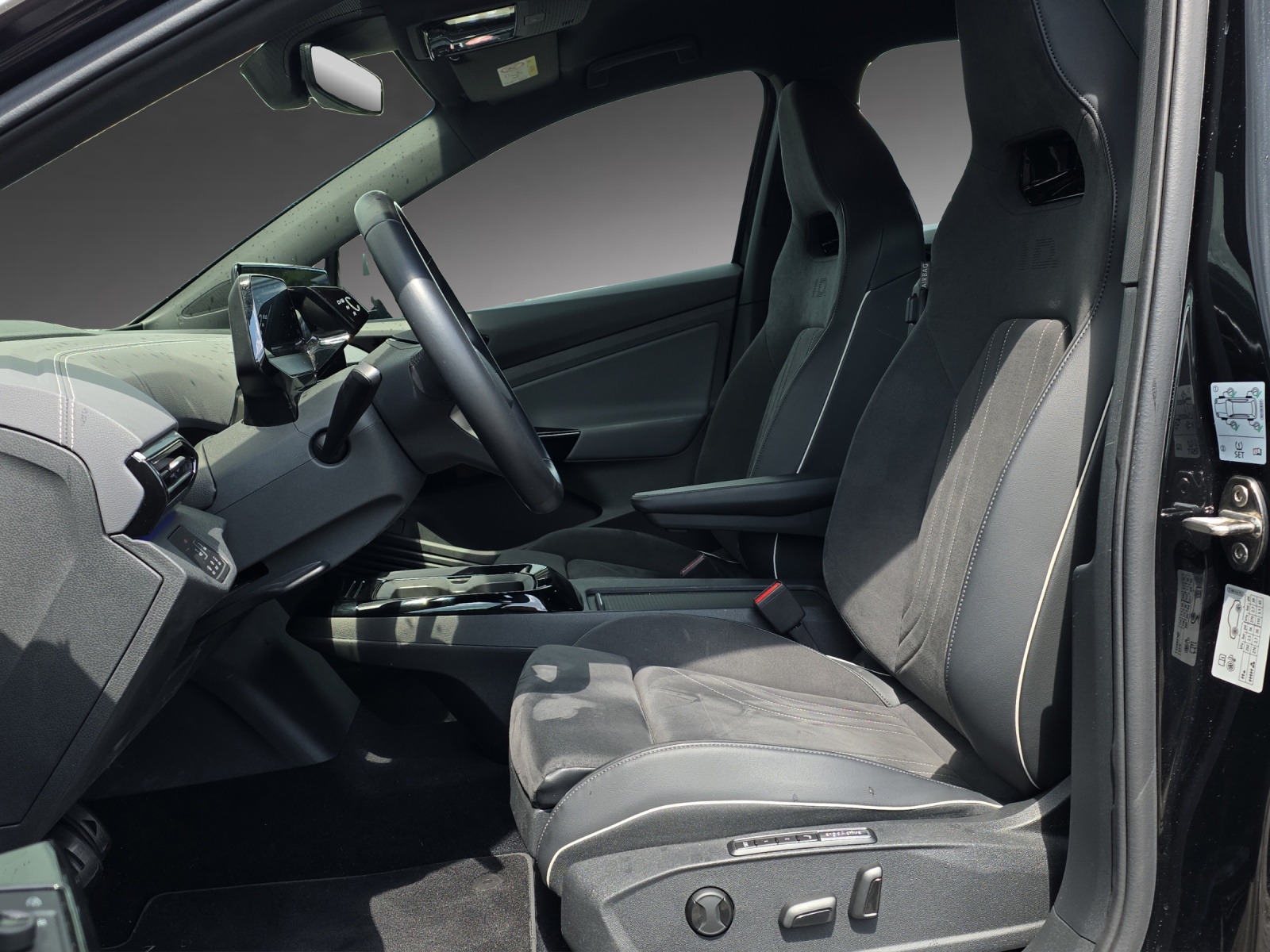VW ID.5 Pro Performance 77 kWh-image-5