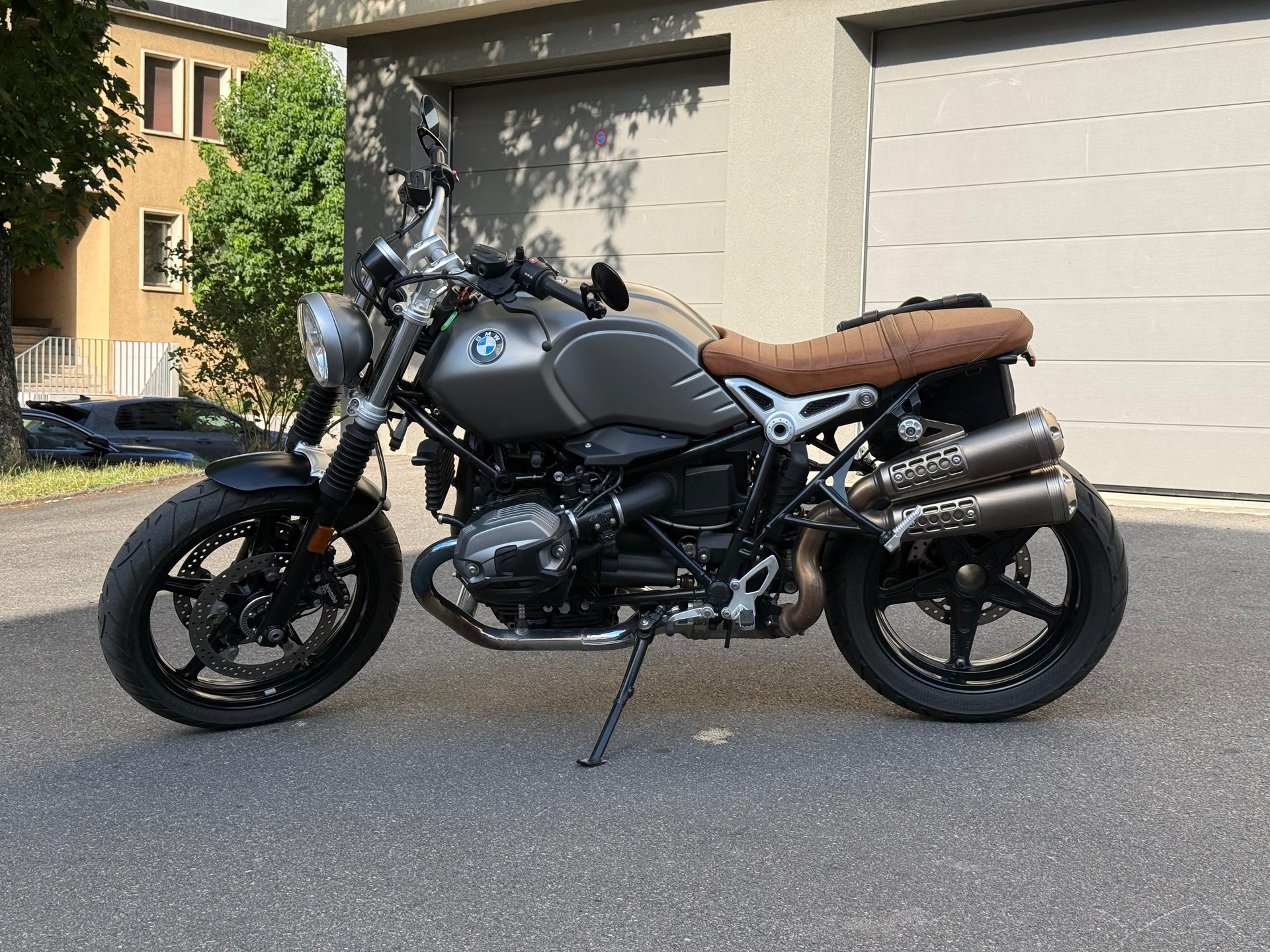 BMW R nineT Scrambler ABS-showroom-element-2