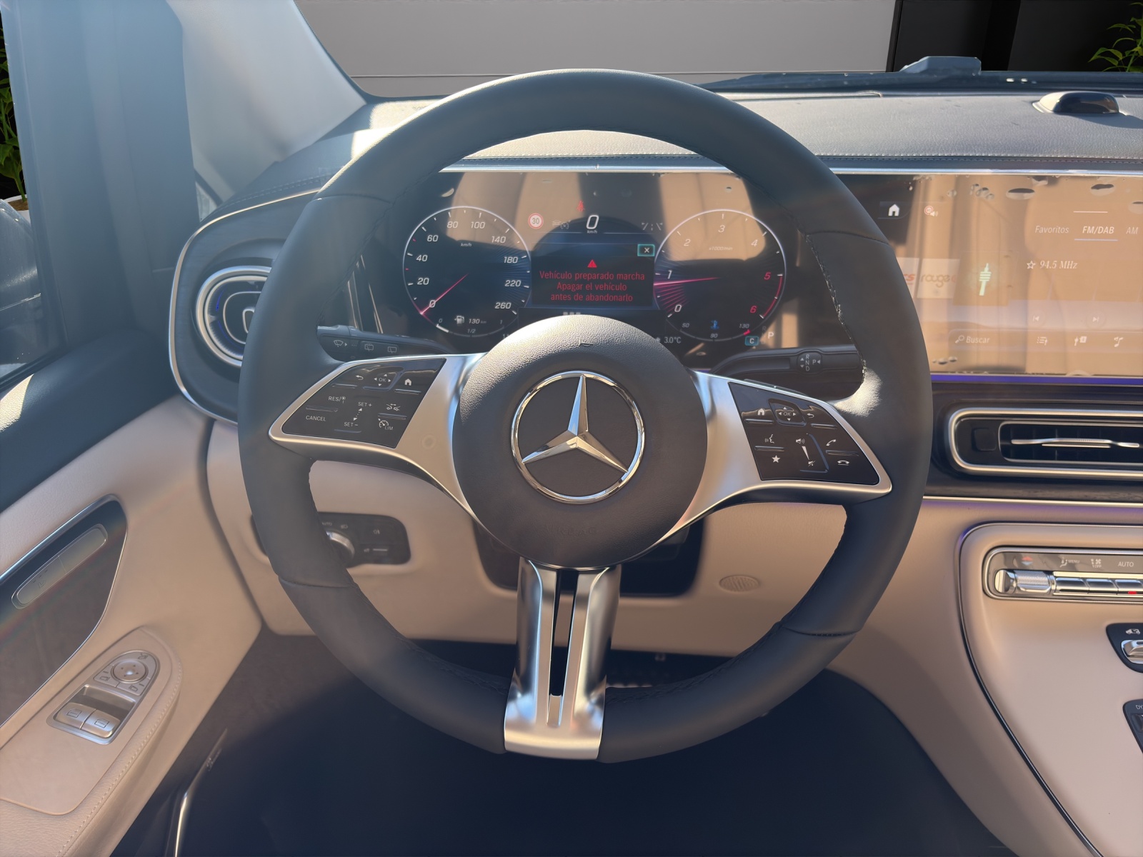 MERCEDES-BENZ V 250 d AVANTGARDE 3430mm E 4x4-image-13