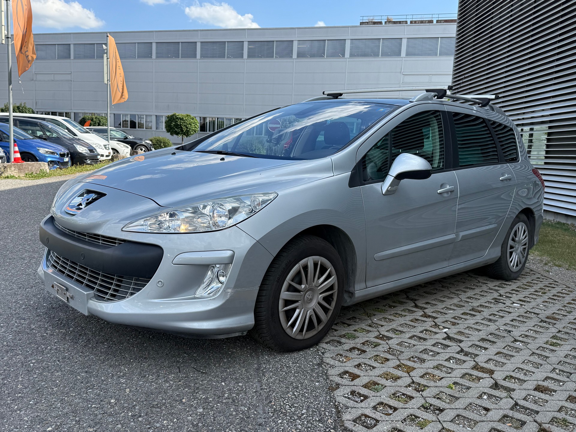 PEUGEOT 308 SW 2.0 HDI Sport Pack-image-2