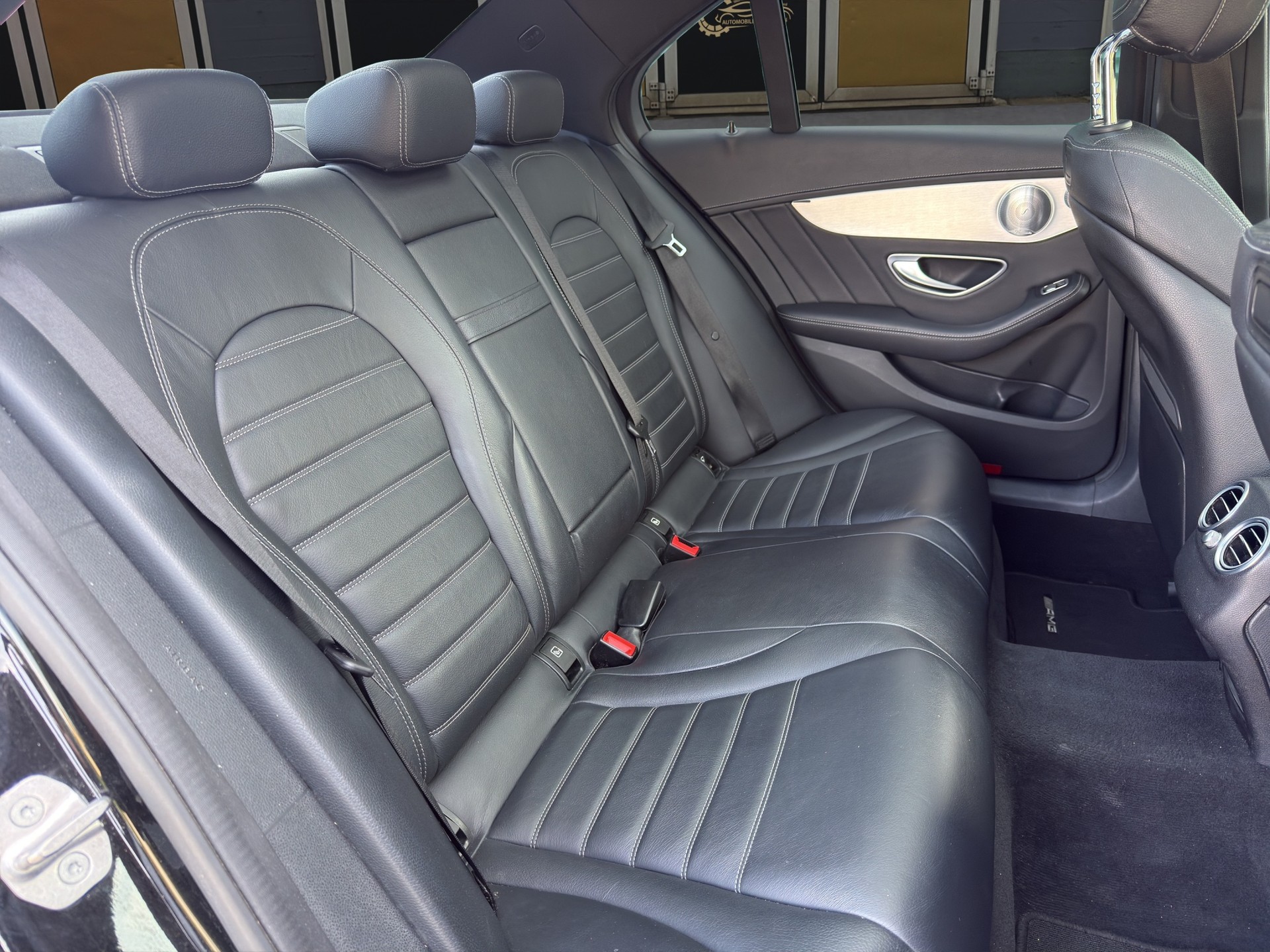 MERCEDES-BENZ C 43 AMG 4matic-image-13