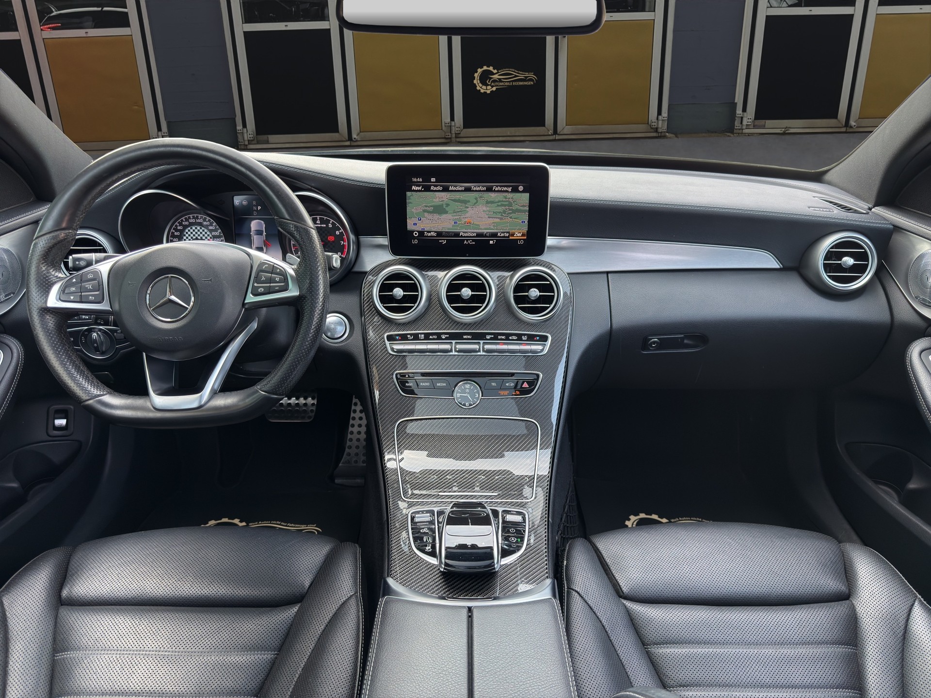 MERCEDES-BENZ C 43 AMG 4matic-image-11