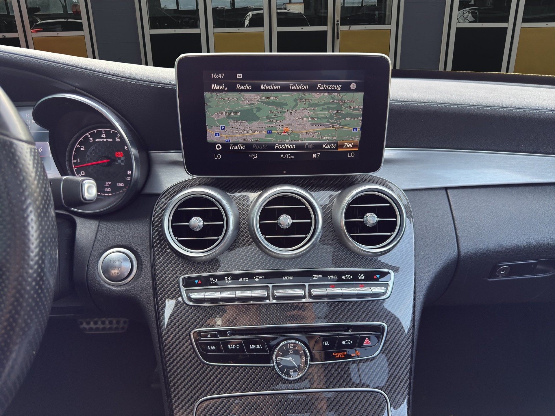 MERCEDES-BENZ C 43 AMG 4matic-image-15