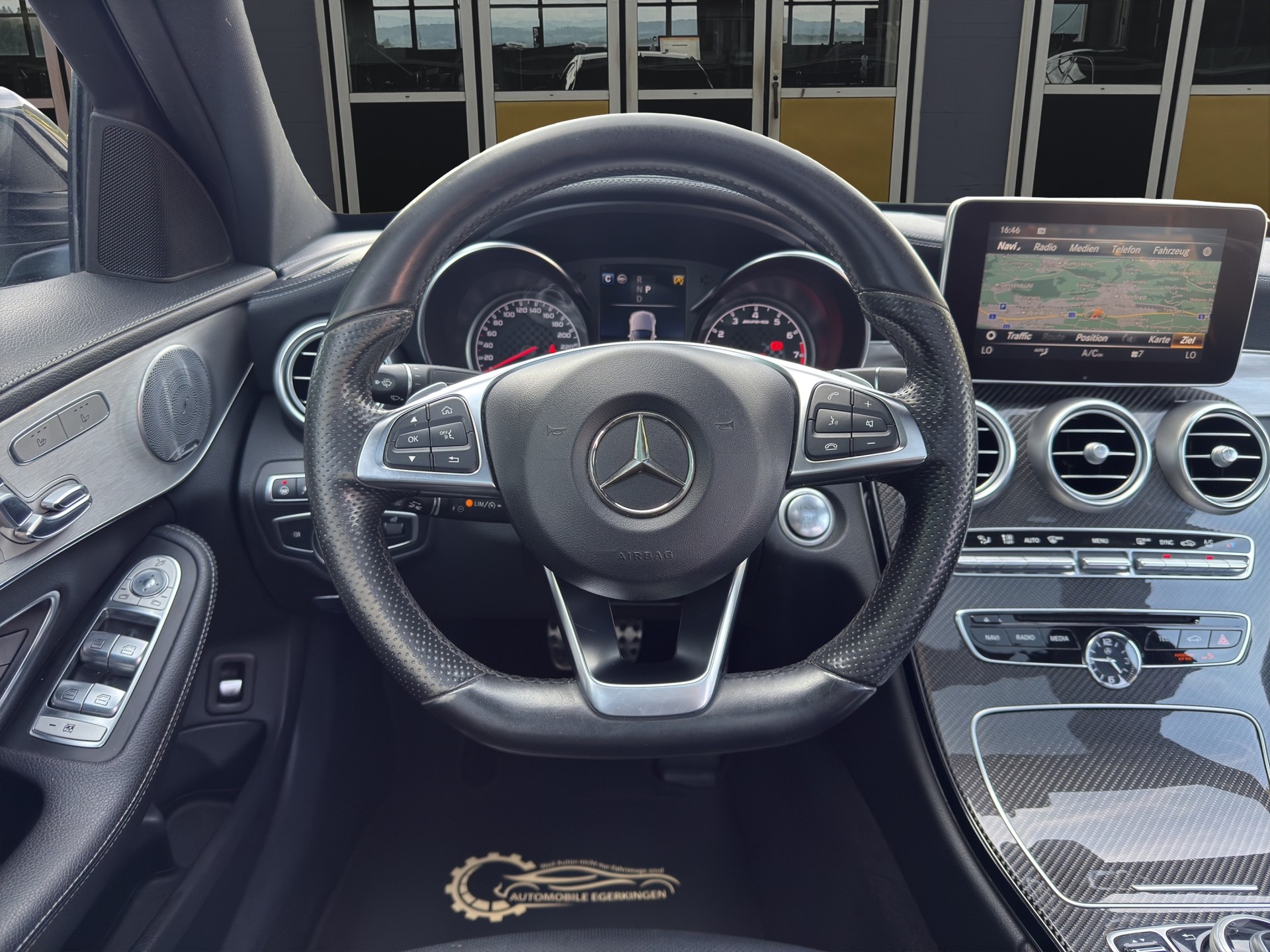 MERCEDES-BENZ C 43 AMG 4matic-image-12