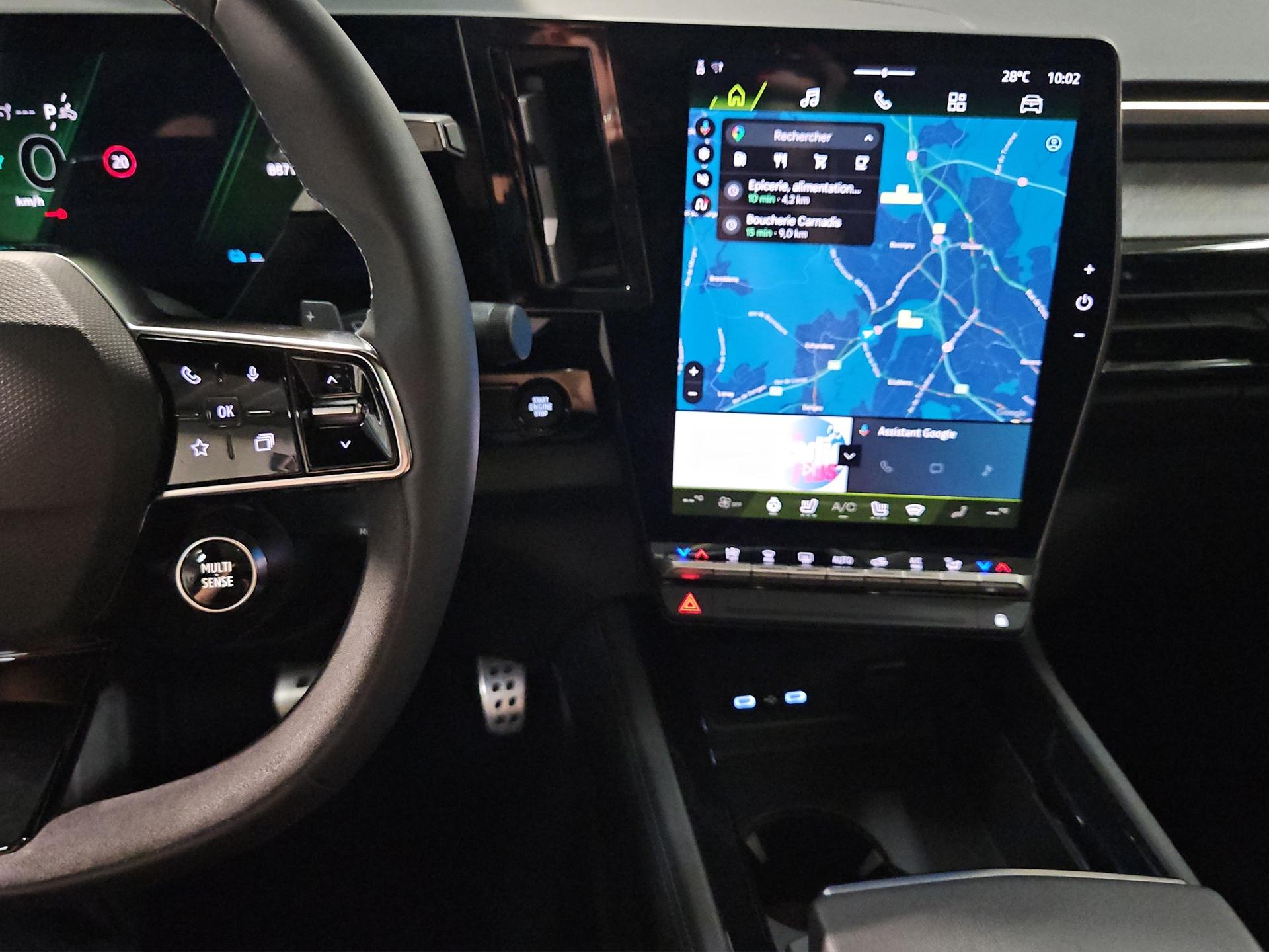 RENAULT Rafale 1.2 E-Tech Hybrid 200 Esprit Alpine-image-11