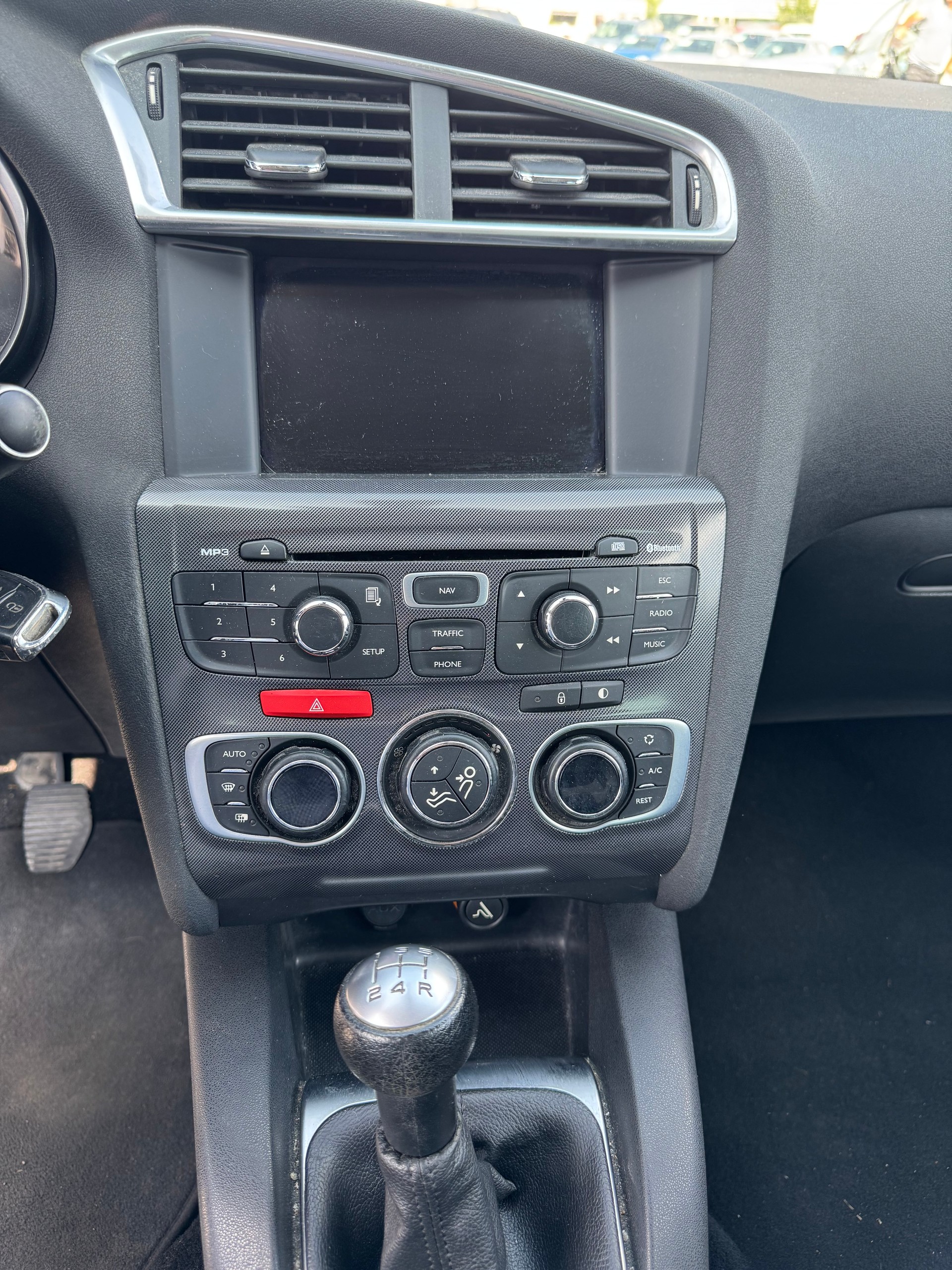 CITROEN C4 Berline 1.6 VTi Séduction-image-11