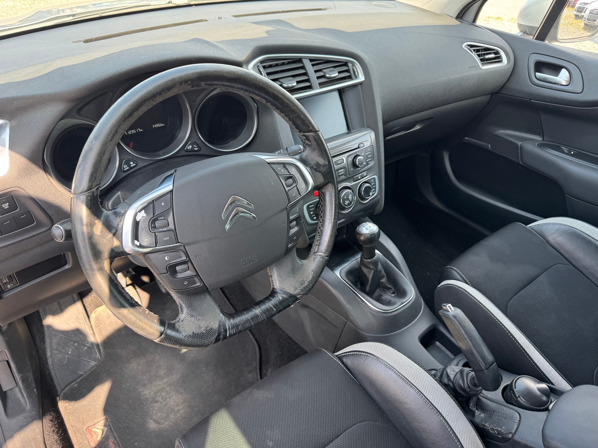 CITROEN C4 Berline 1.6 VTi Séduction-image-9