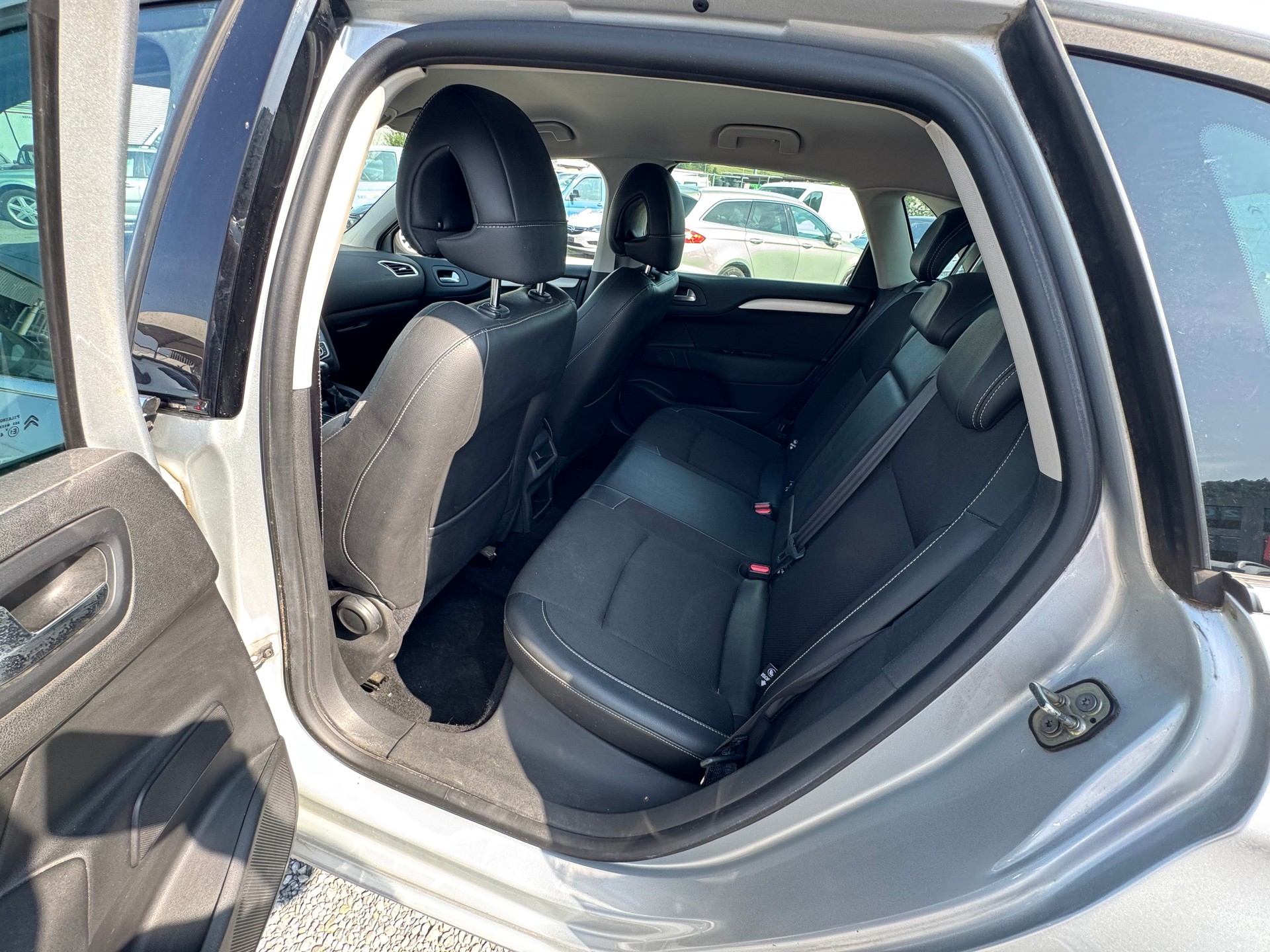 CITROEN C4 Berline 1.6 VTi Séduction-image-7
