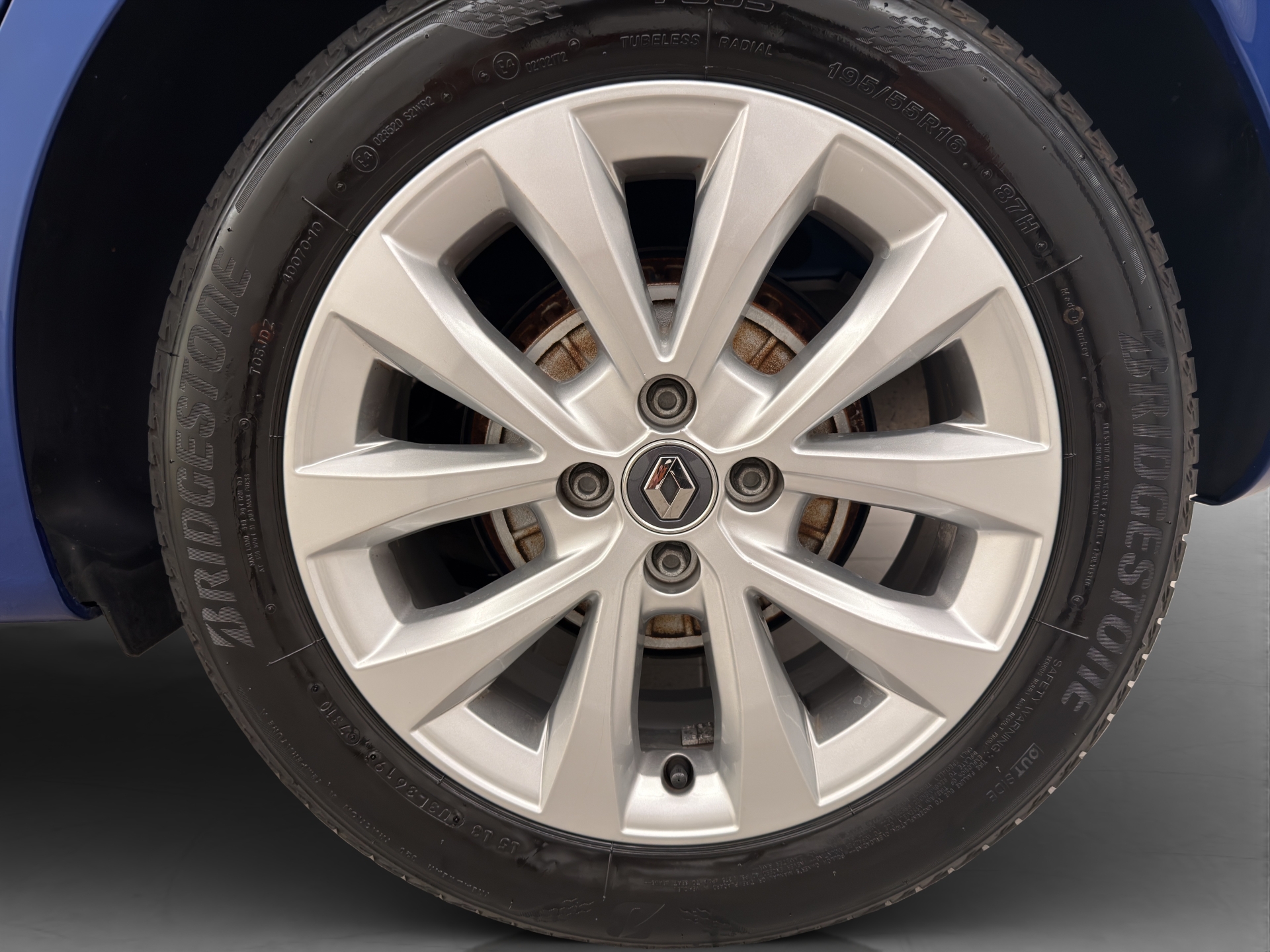 RENAULT Clio 1.3 TCe Intens EDC-image-5