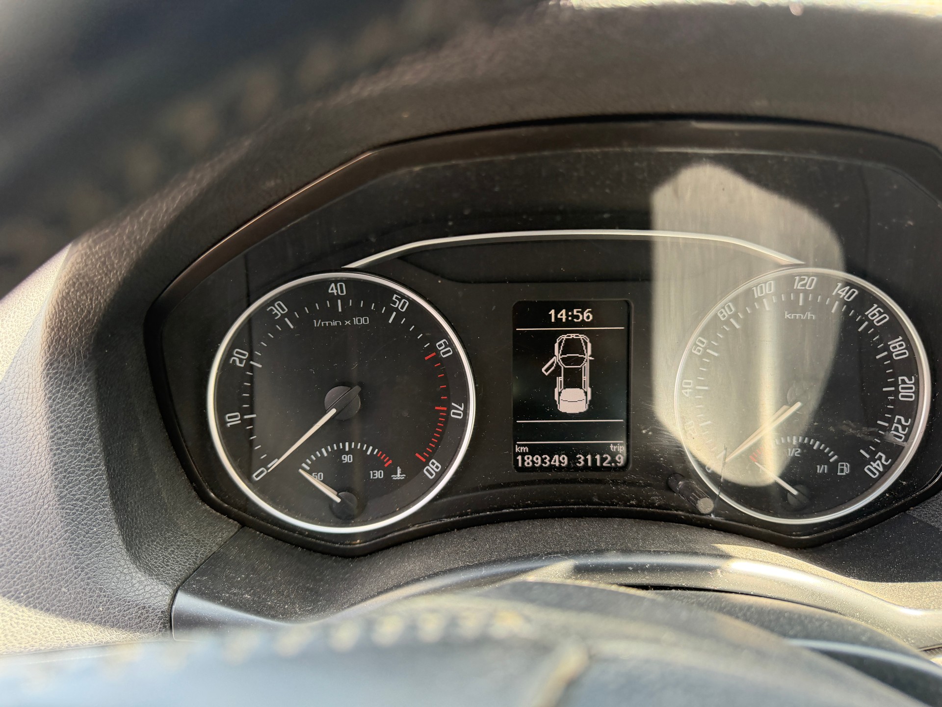 SKODA Octavia Combi 1.8 TSI Swiss Adventure 4x4-image-8