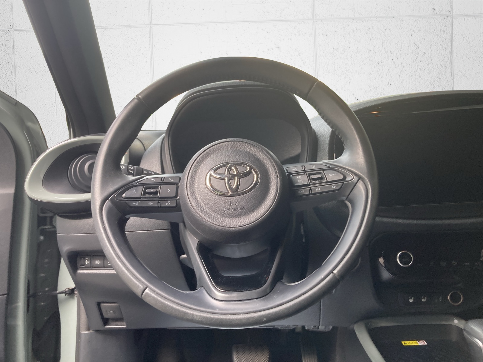 TOYOTA Aygo X 1.0 VVT-i Trend CVT-image-7