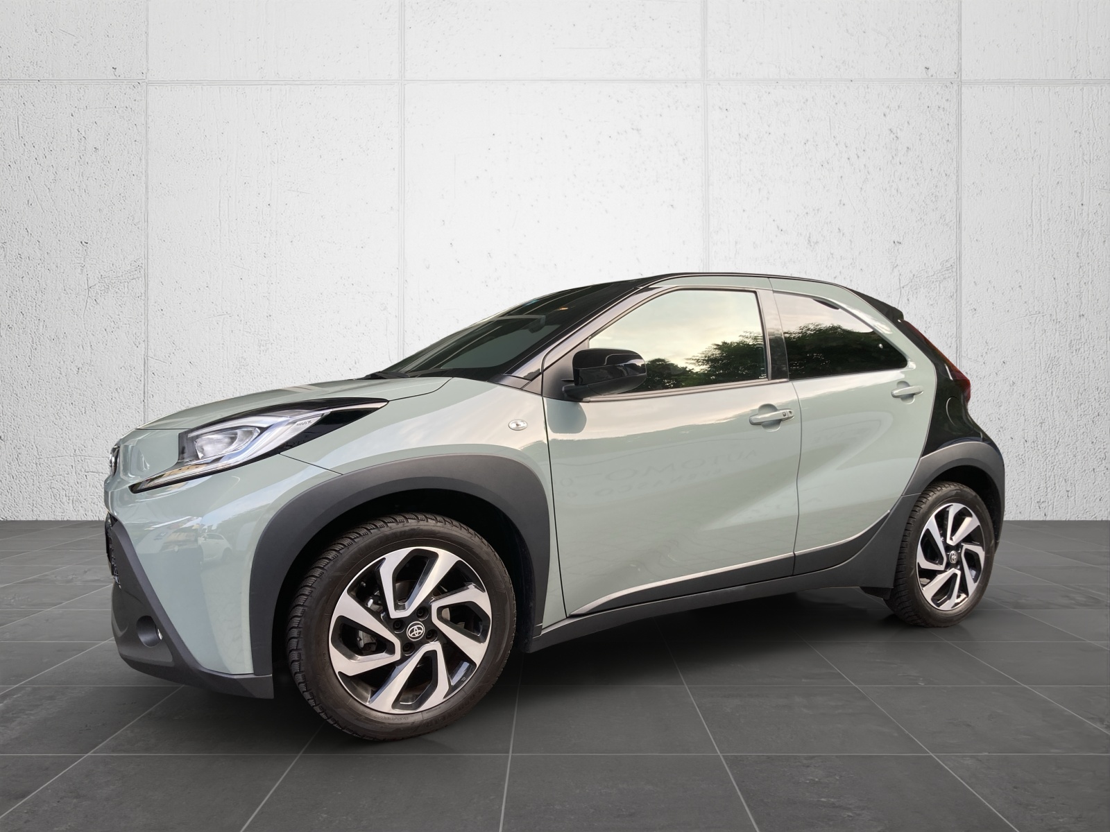 TOYOTA Aygo X 1.0 VVT-i Trend CVT-image-0