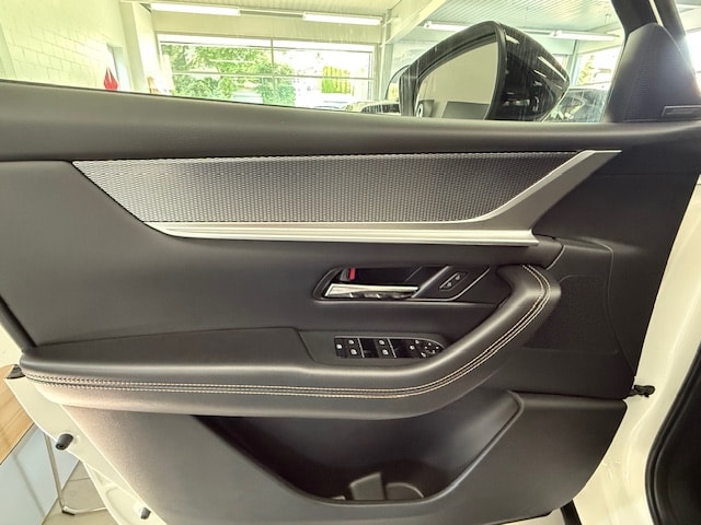MAZDA CX-60 3.3L e-Skyactiv D 254 MHEV AWD Homura-image-10