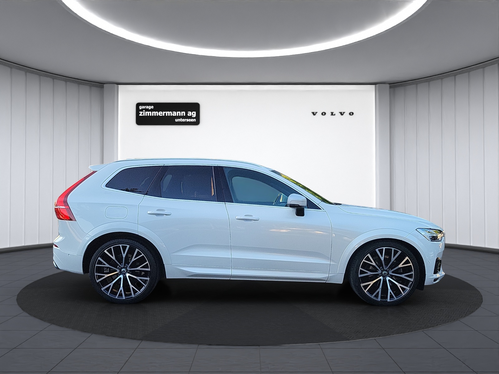 VOLVO XC60 2.0 T8 TE R-Design AWD-image-4