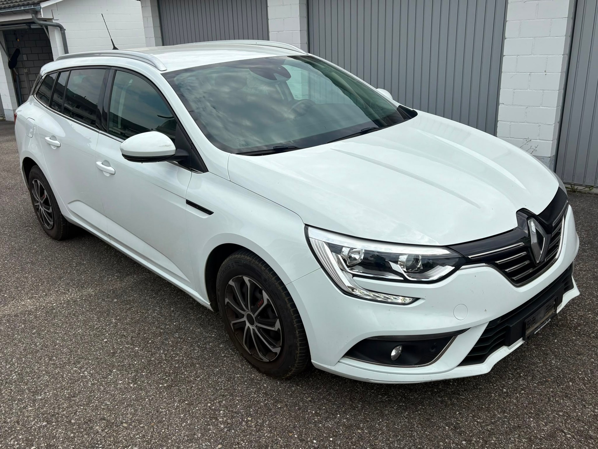 RENAULT Mégane Grandtour 1.5 dCi Bose EDC-image-1