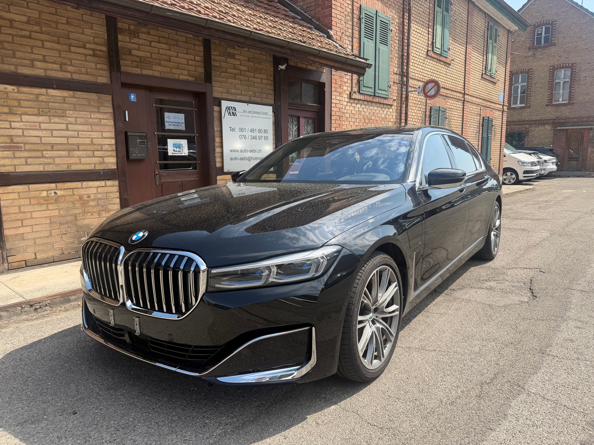 BMW 745Le xDrive Steptronic-image-1