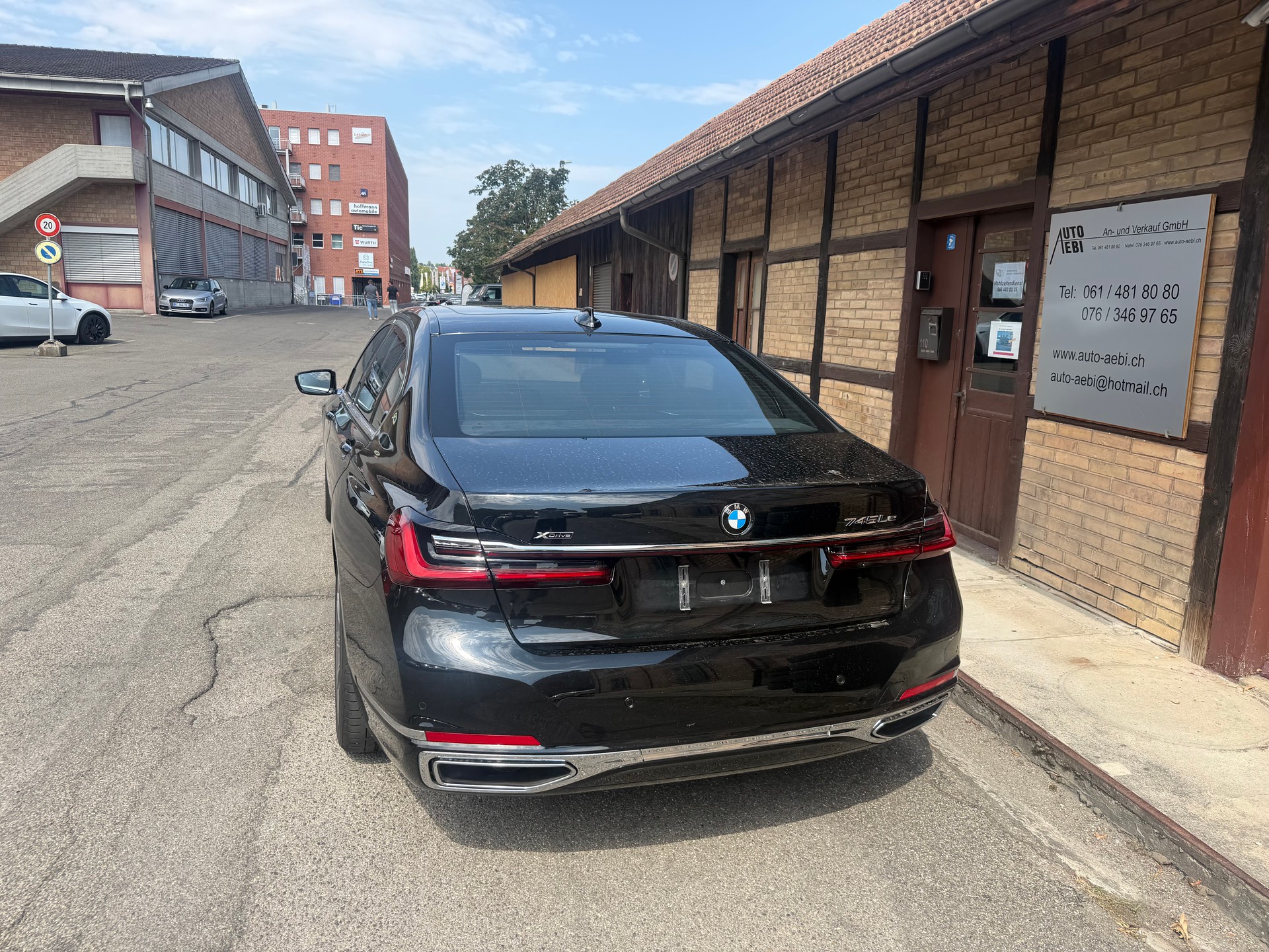 BMW 745Le xDrive Steptronic-image-4
