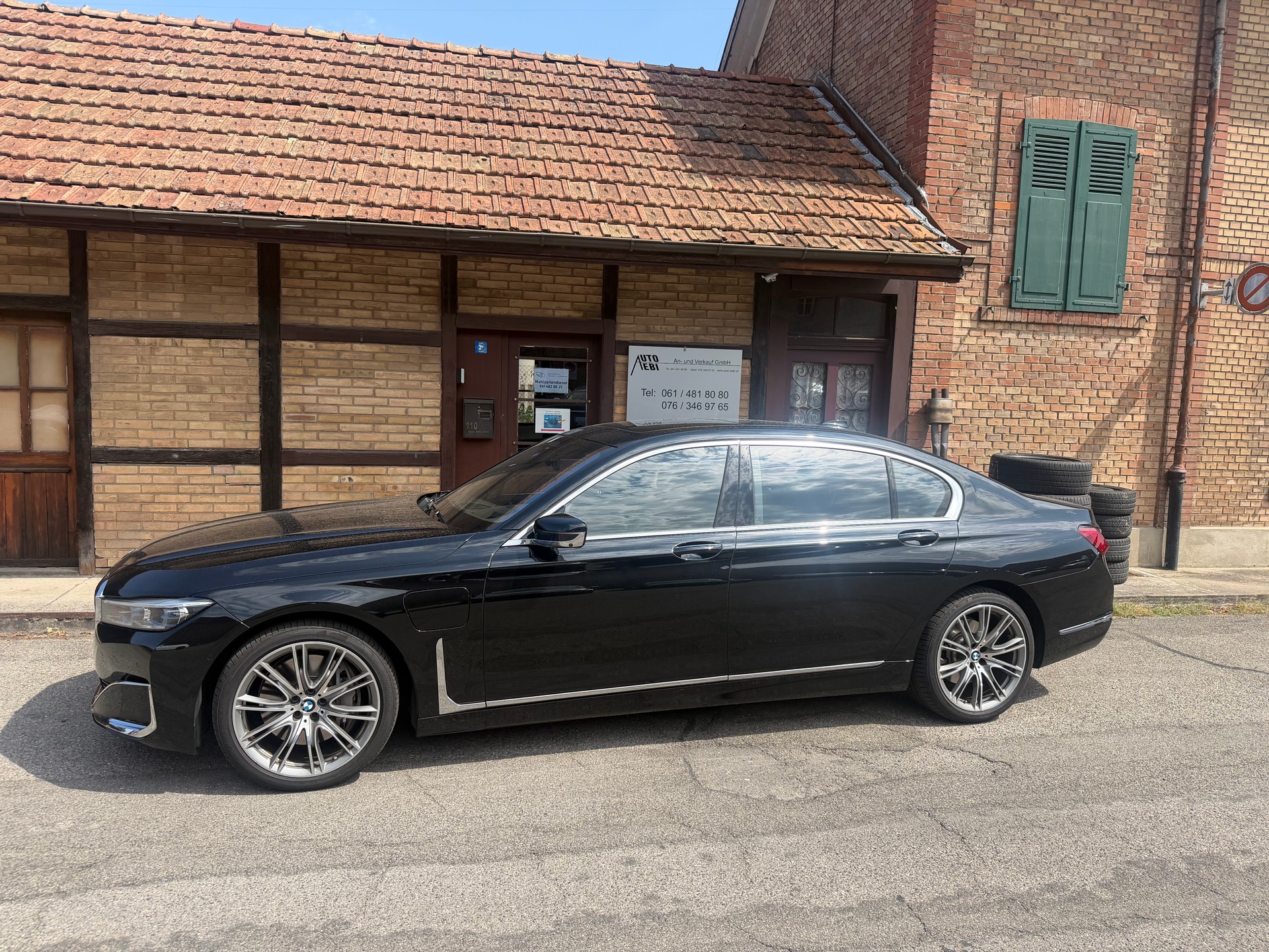 BMW 745Le xDrive Steptronic-image-2