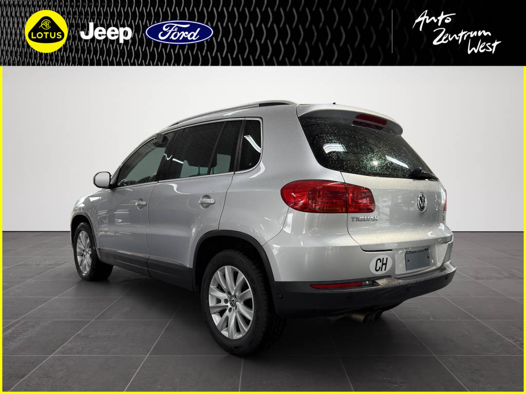 VW Tiguan 2.0 TDI BMT Sport & Style-image-2