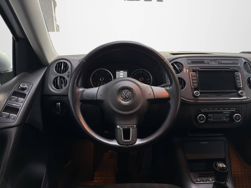 VW Tiguan 2.0 TDI BMT Sport & Style-image-9