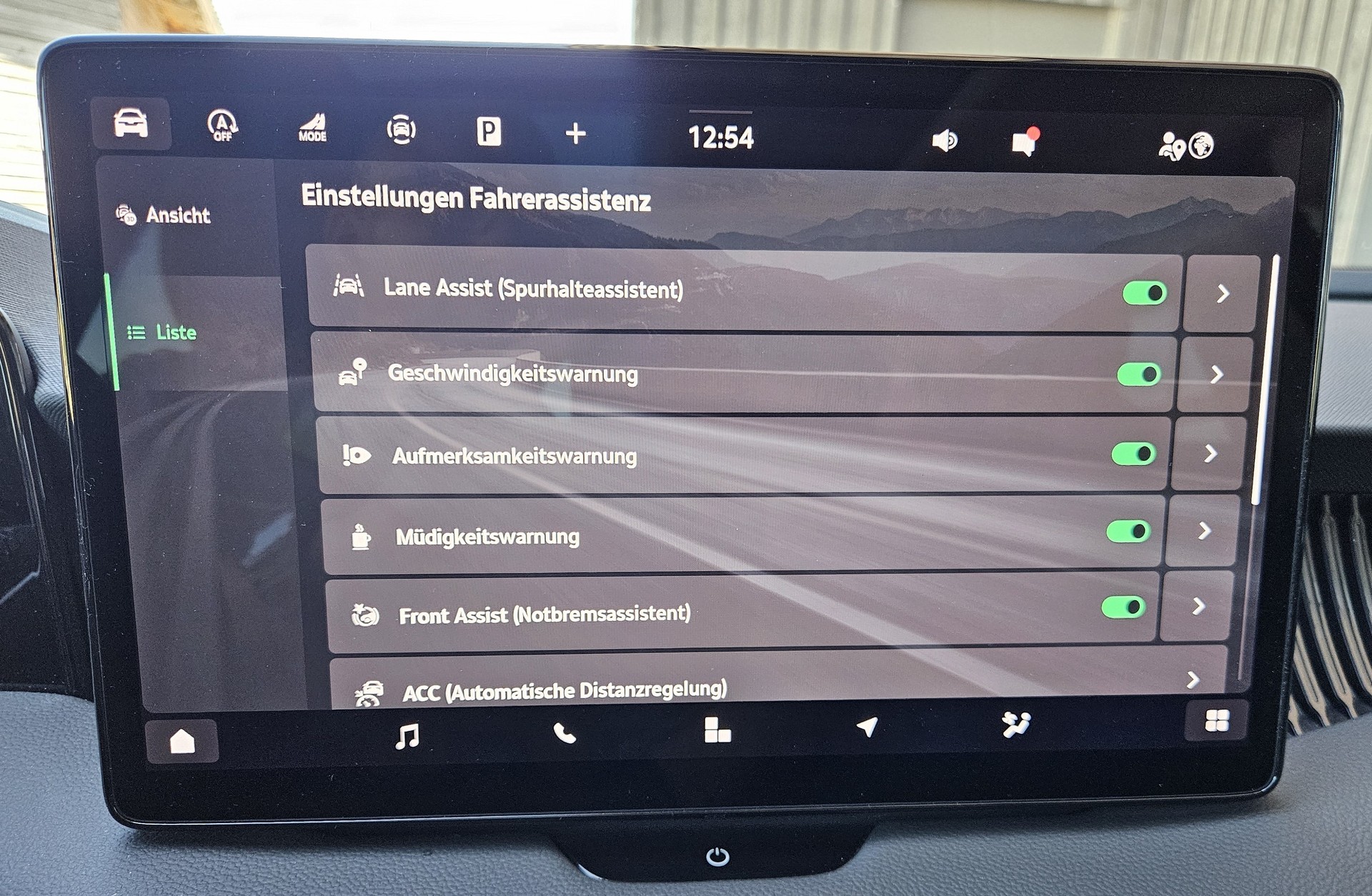 SKODA Superb Combi 2.0 TDi L&K 4x4 DSG mit Anhängerkupplung-image-21